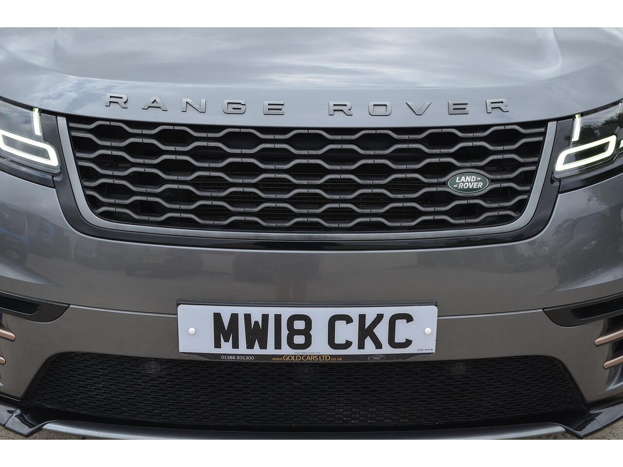 Land Rover Range Rover Velar view 41