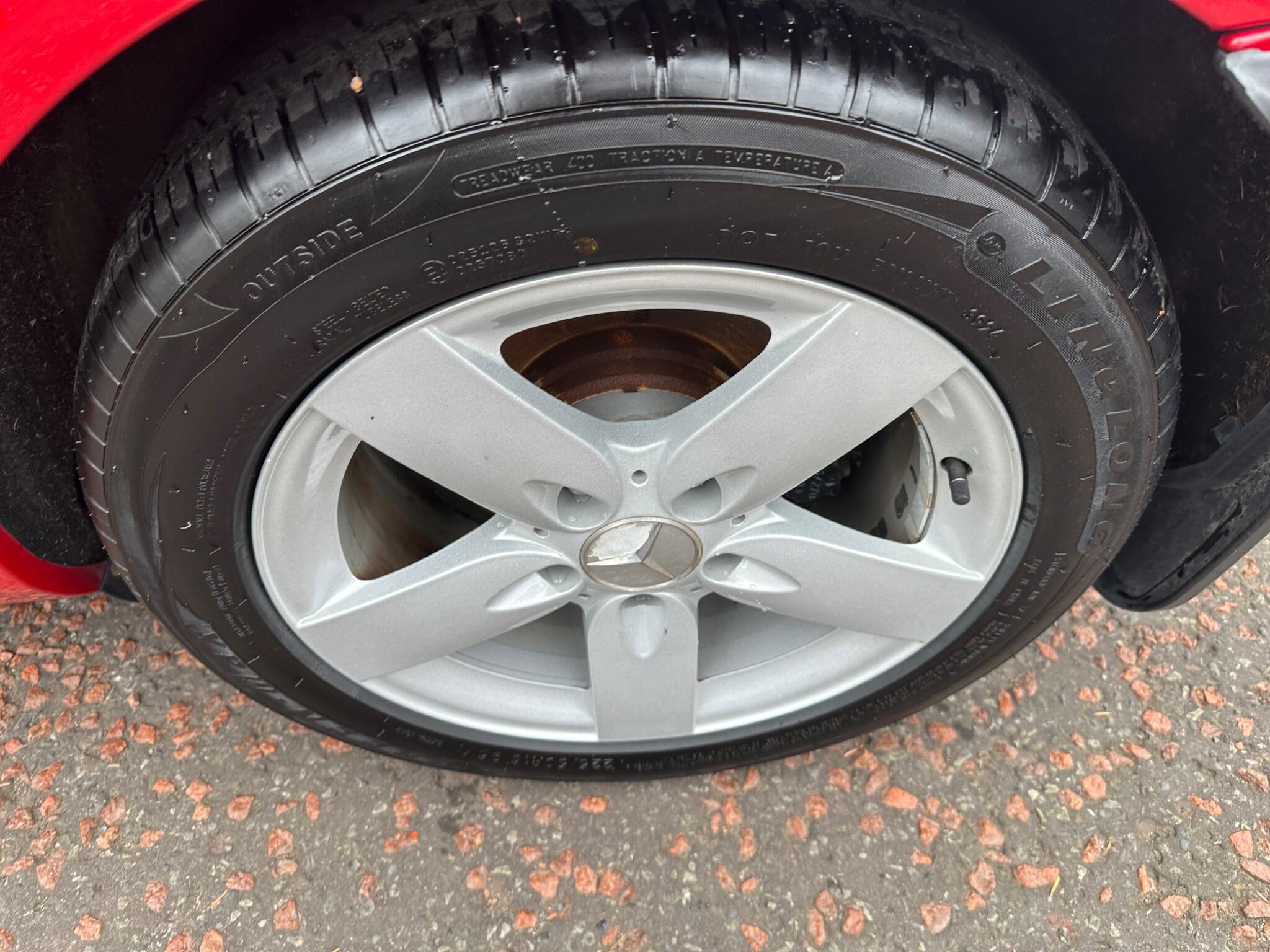 Mercedes-Benz SLK view 11