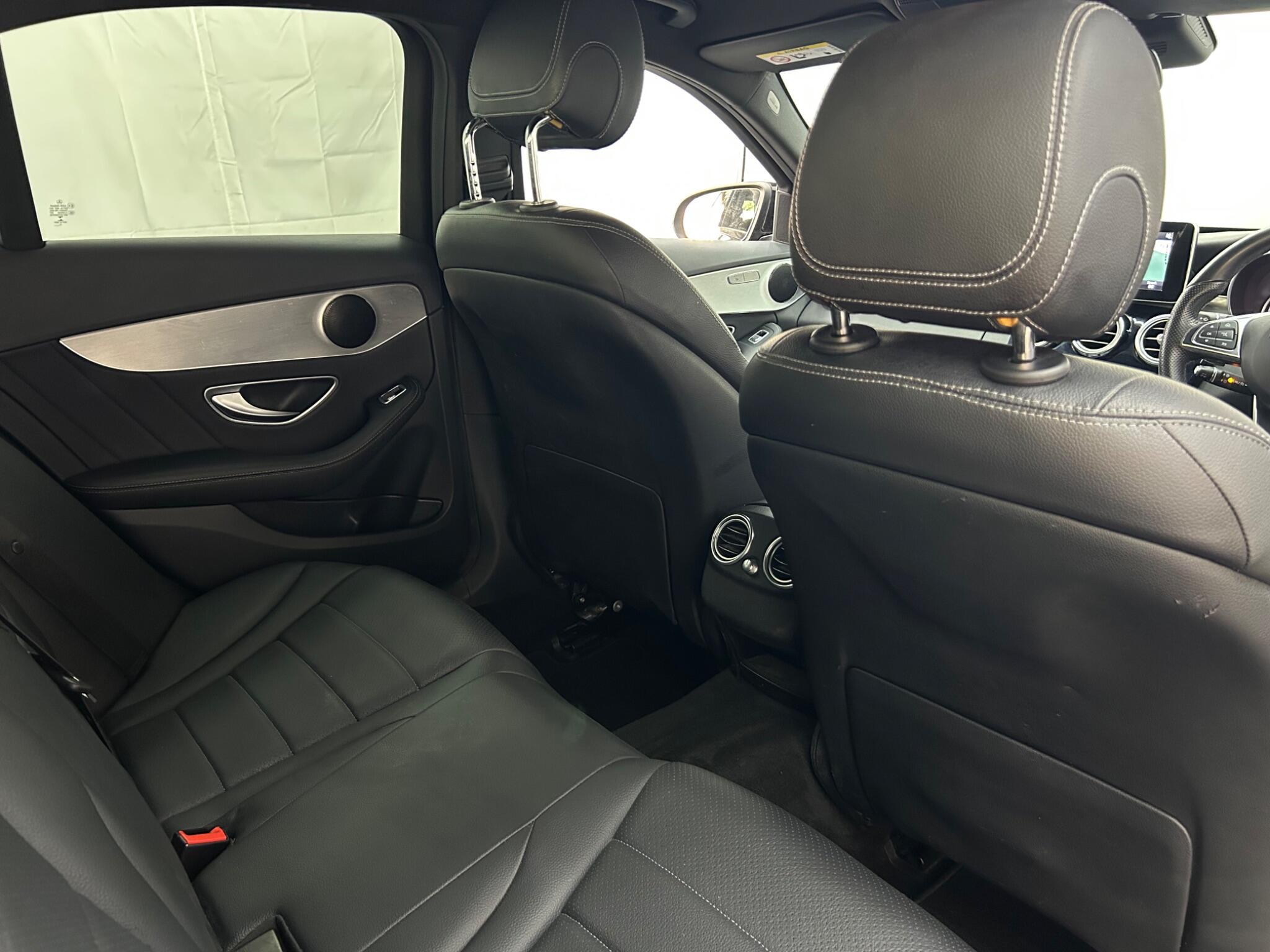 Mercedes-Benz C-Class view 20