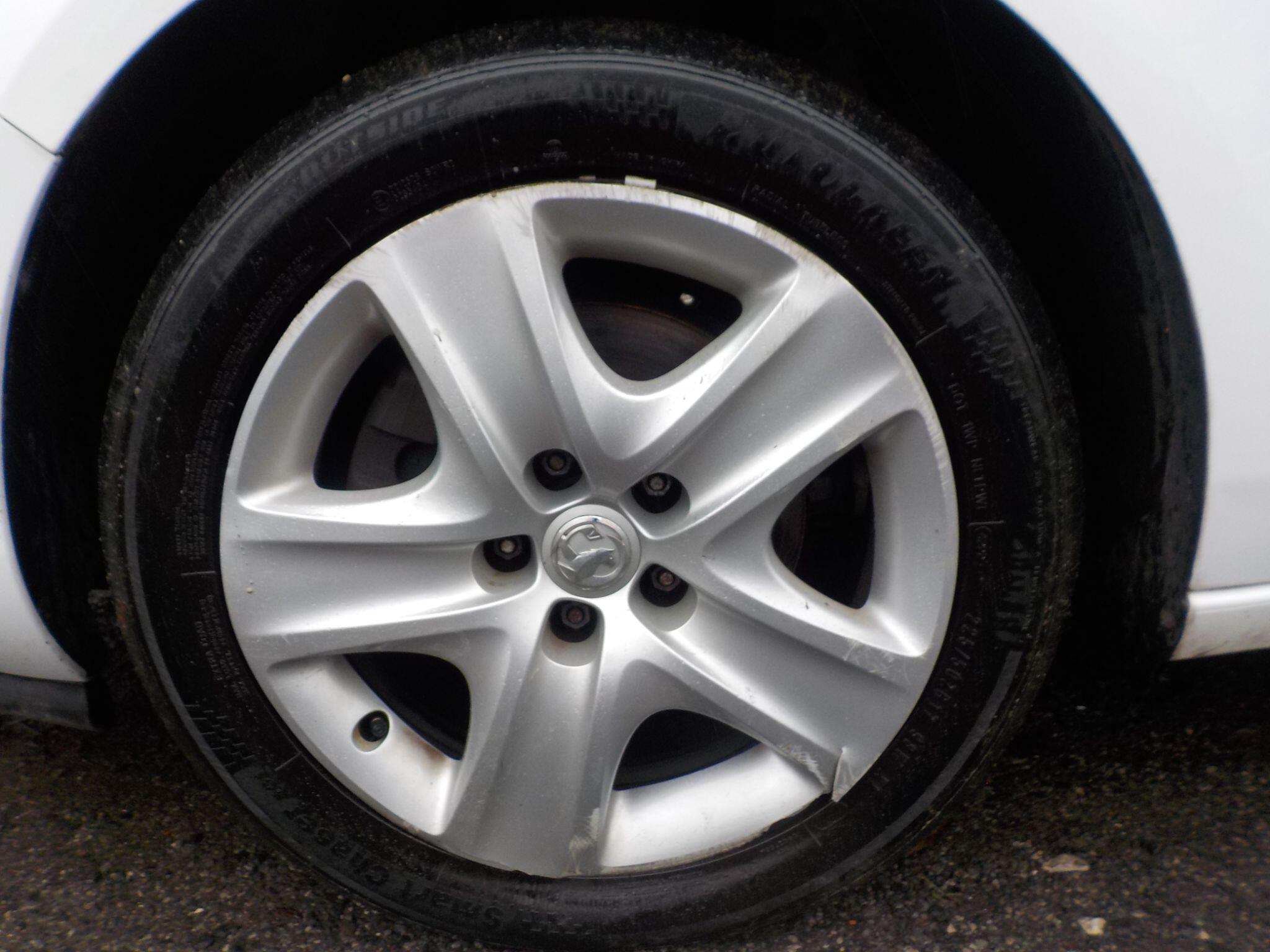 Vauxhall Zafira Tourer 1.8 16V Exclusiv Euro 5 5dr