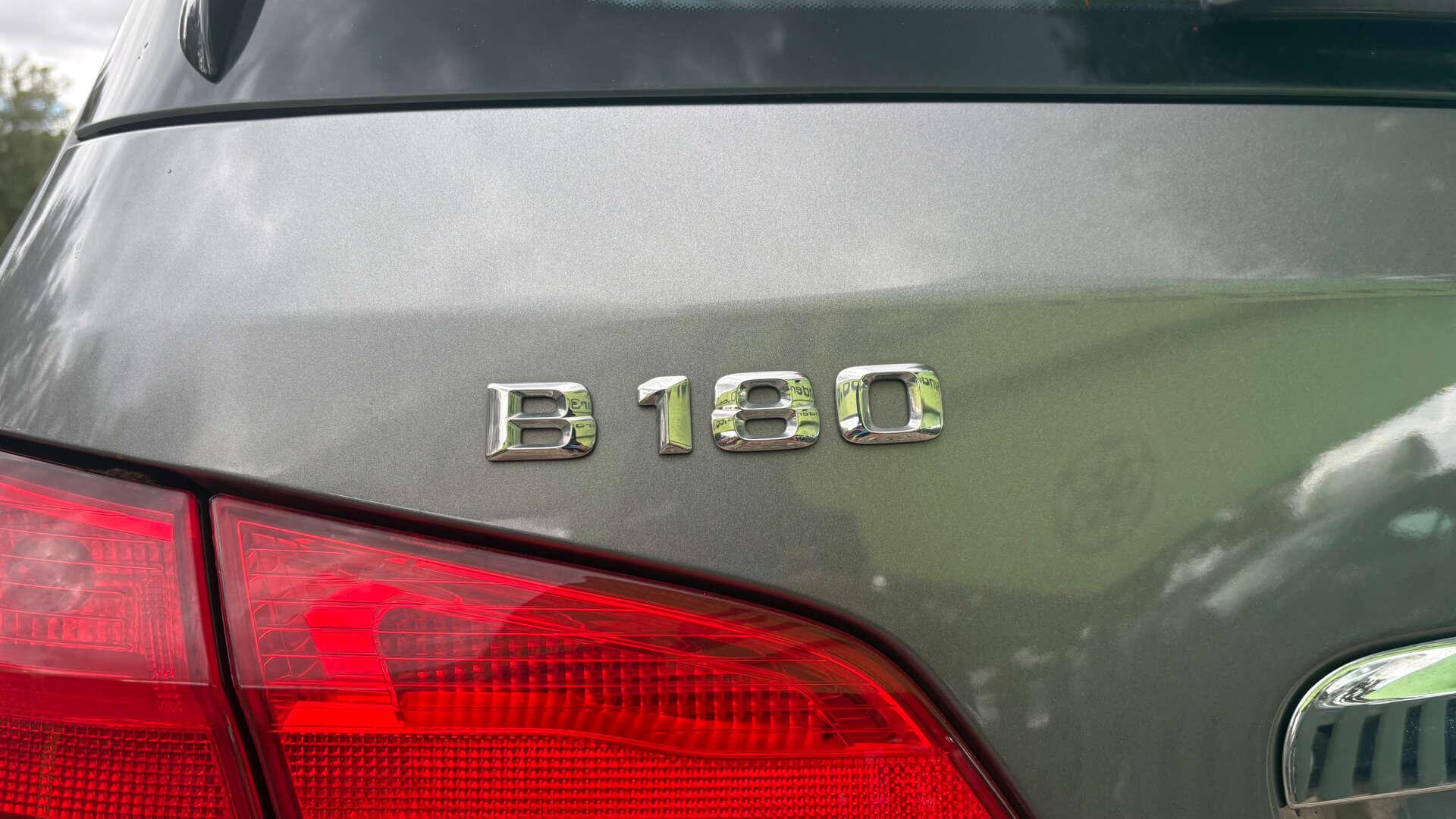 Mercedes-Benz B-Class view 37