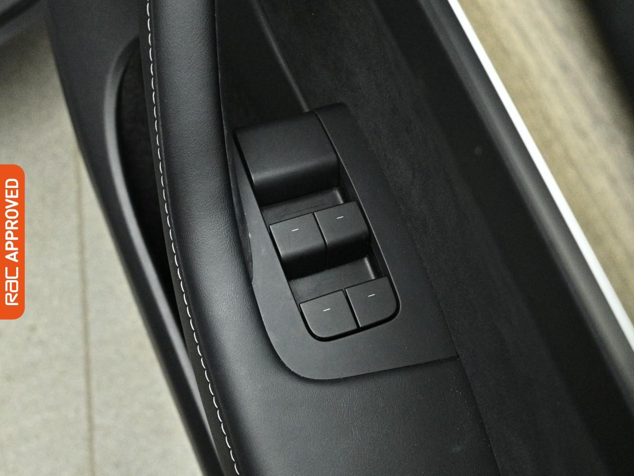 Tesla Model Y view 26
