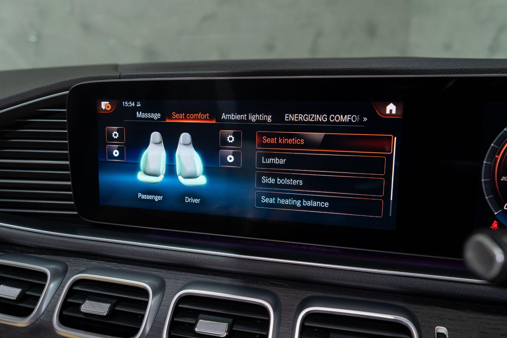 Mercedes-Benz GLS view 40