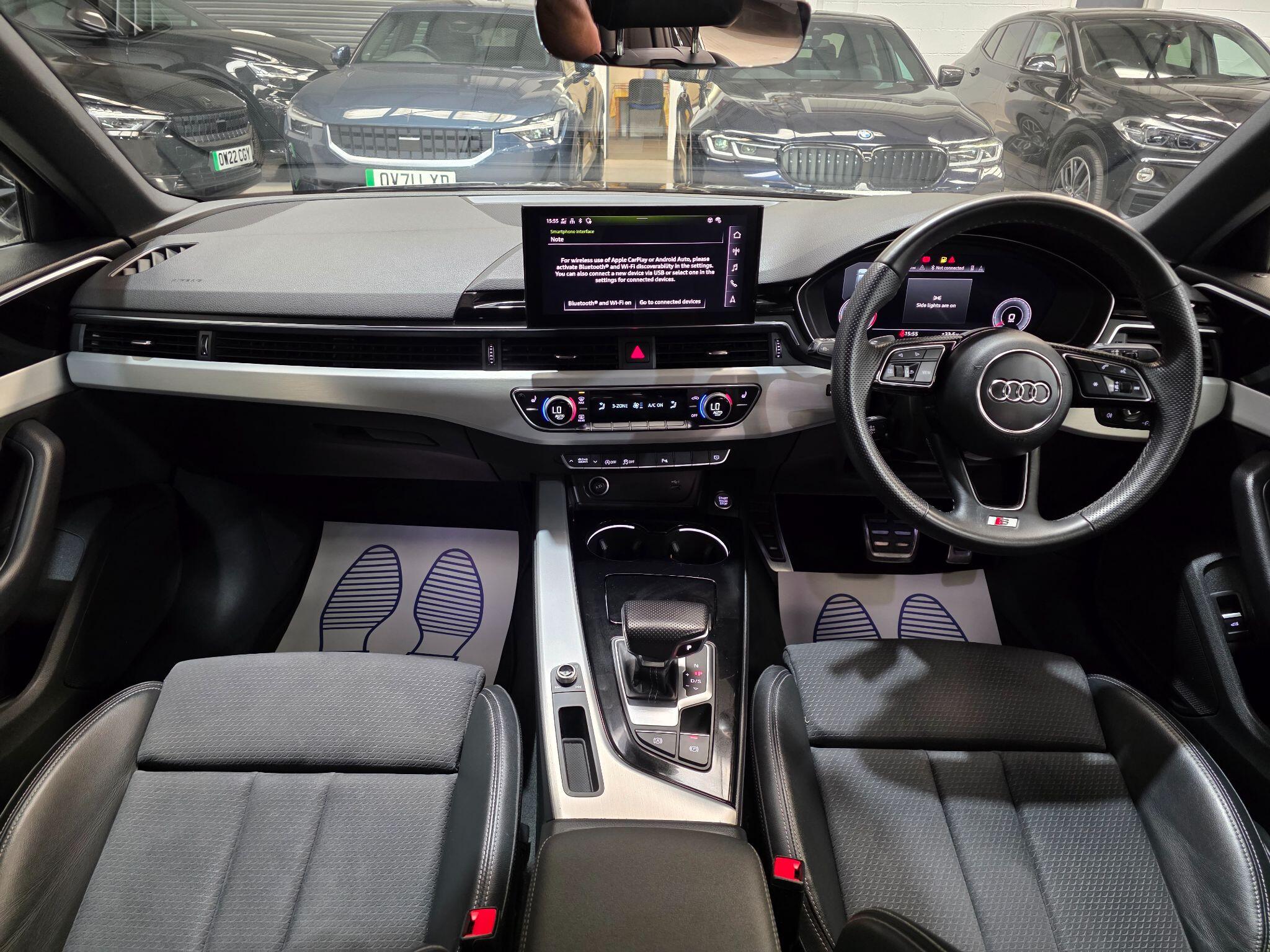 Audi A4 view 5