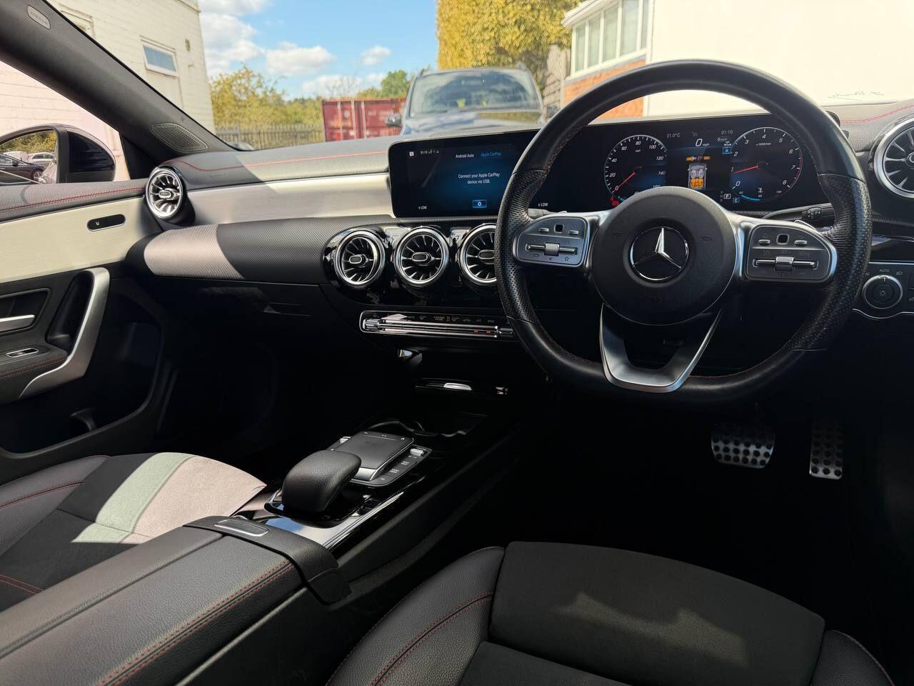 Mercedes-Benz Cla view 32