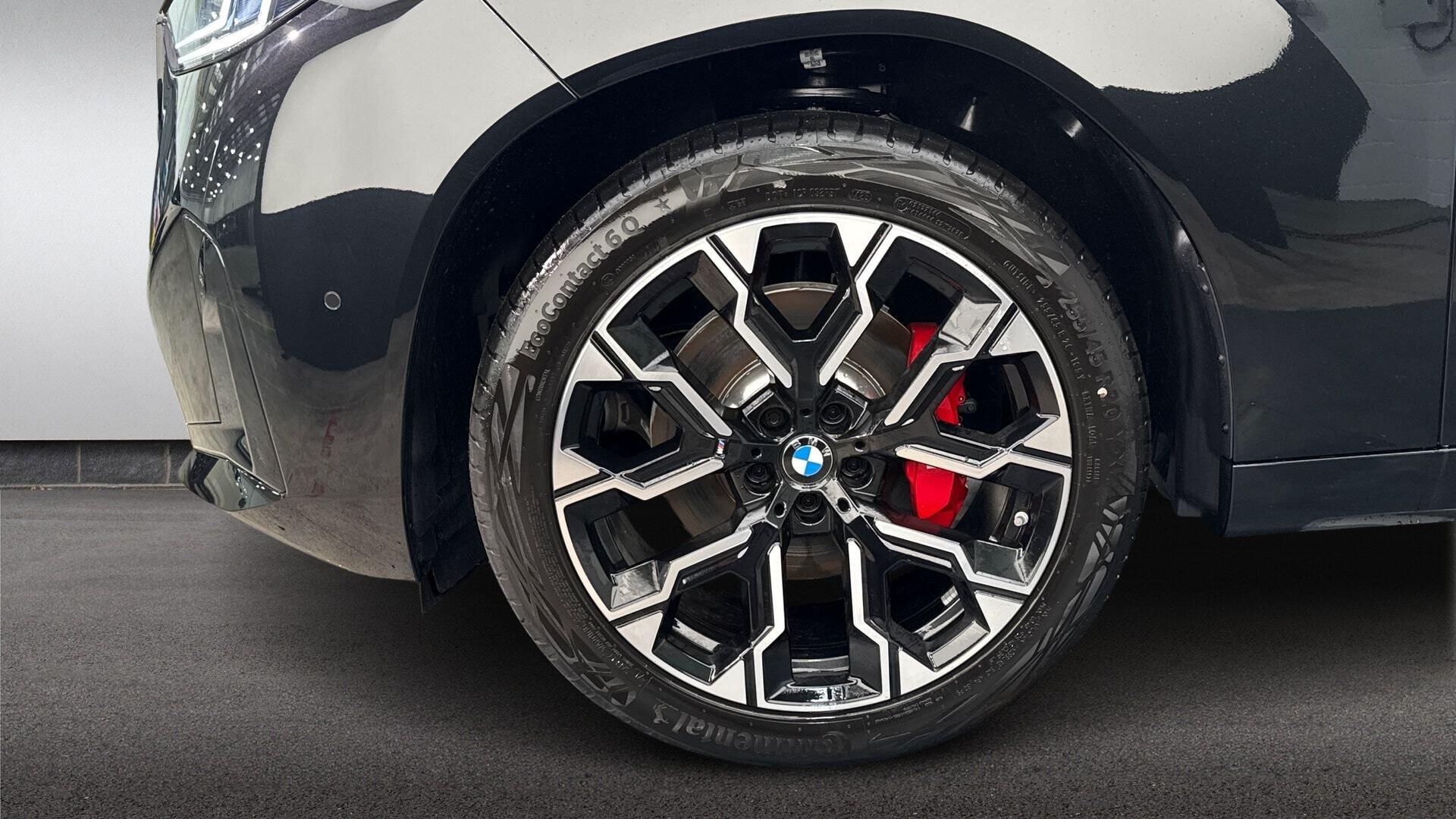 BMW X3 view 14
