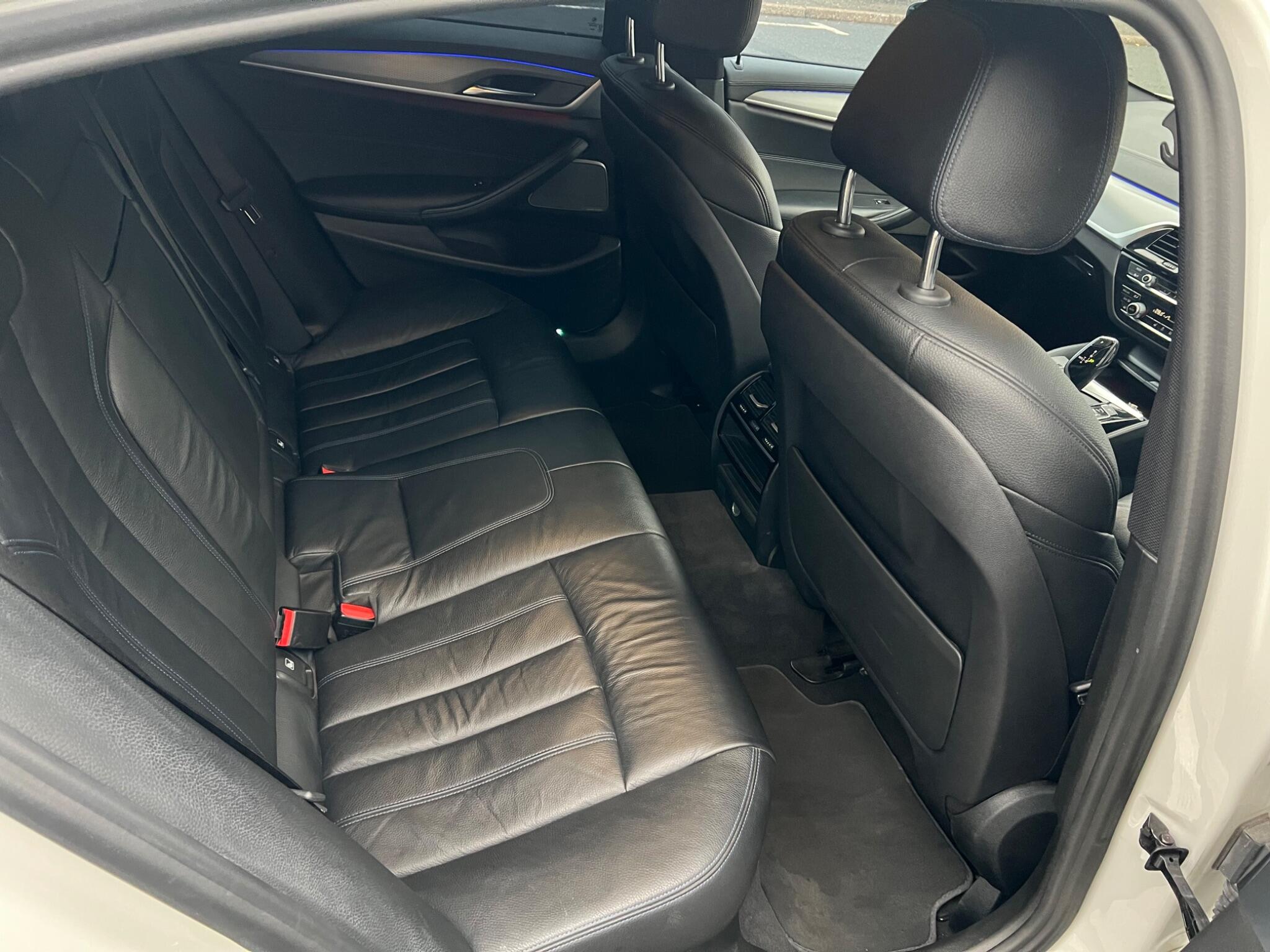 2017 BMW 5 Series image 24