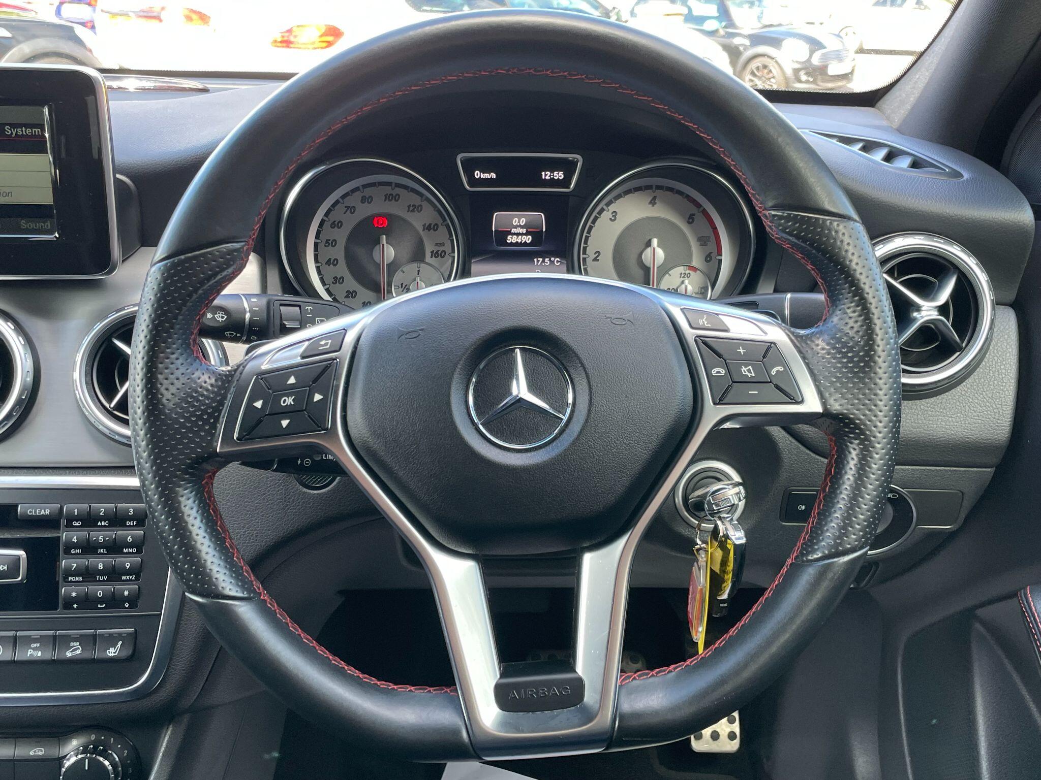Mercedes-Benz Gla view 31