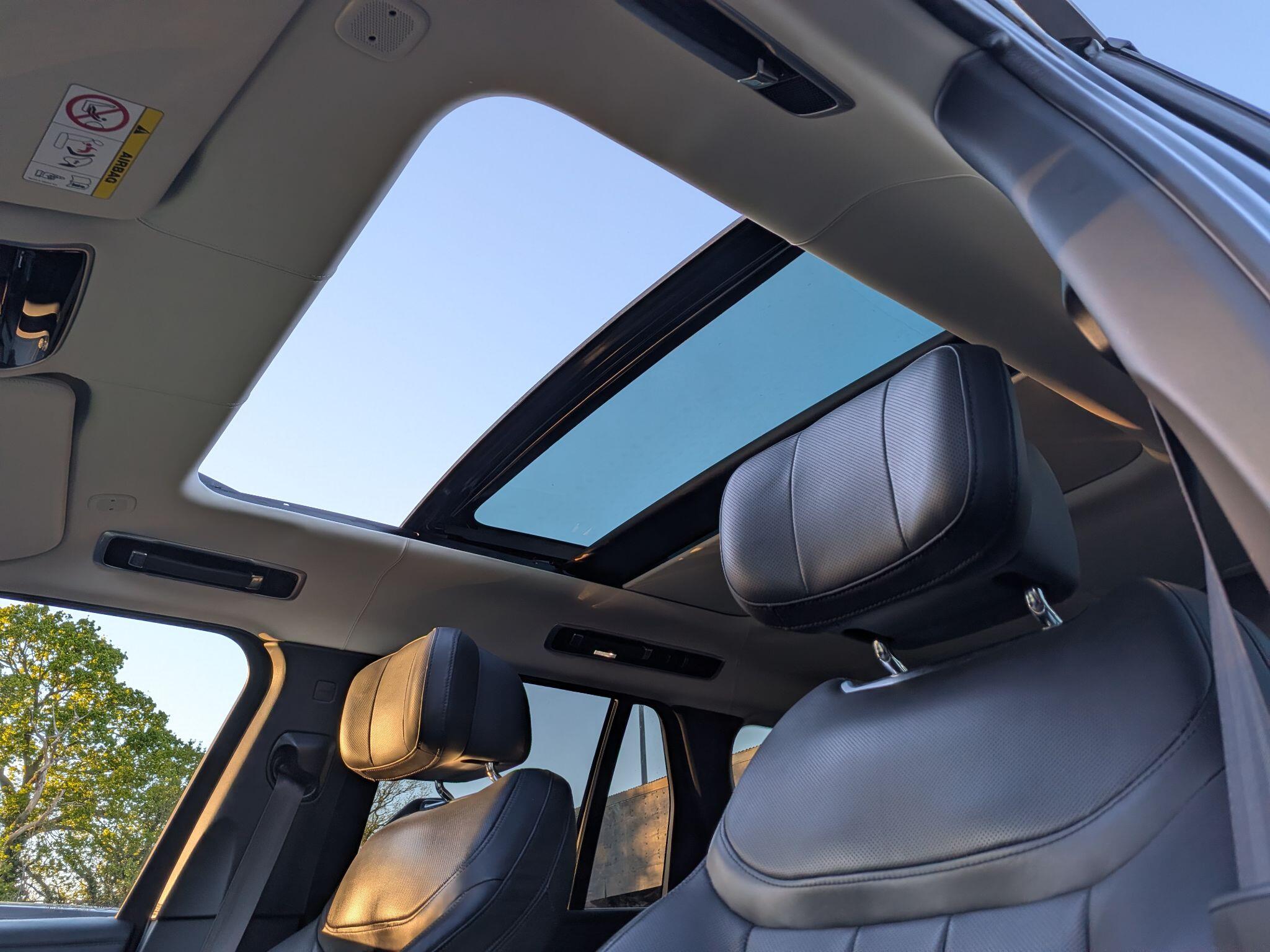 Land Rover Range Rover view 30