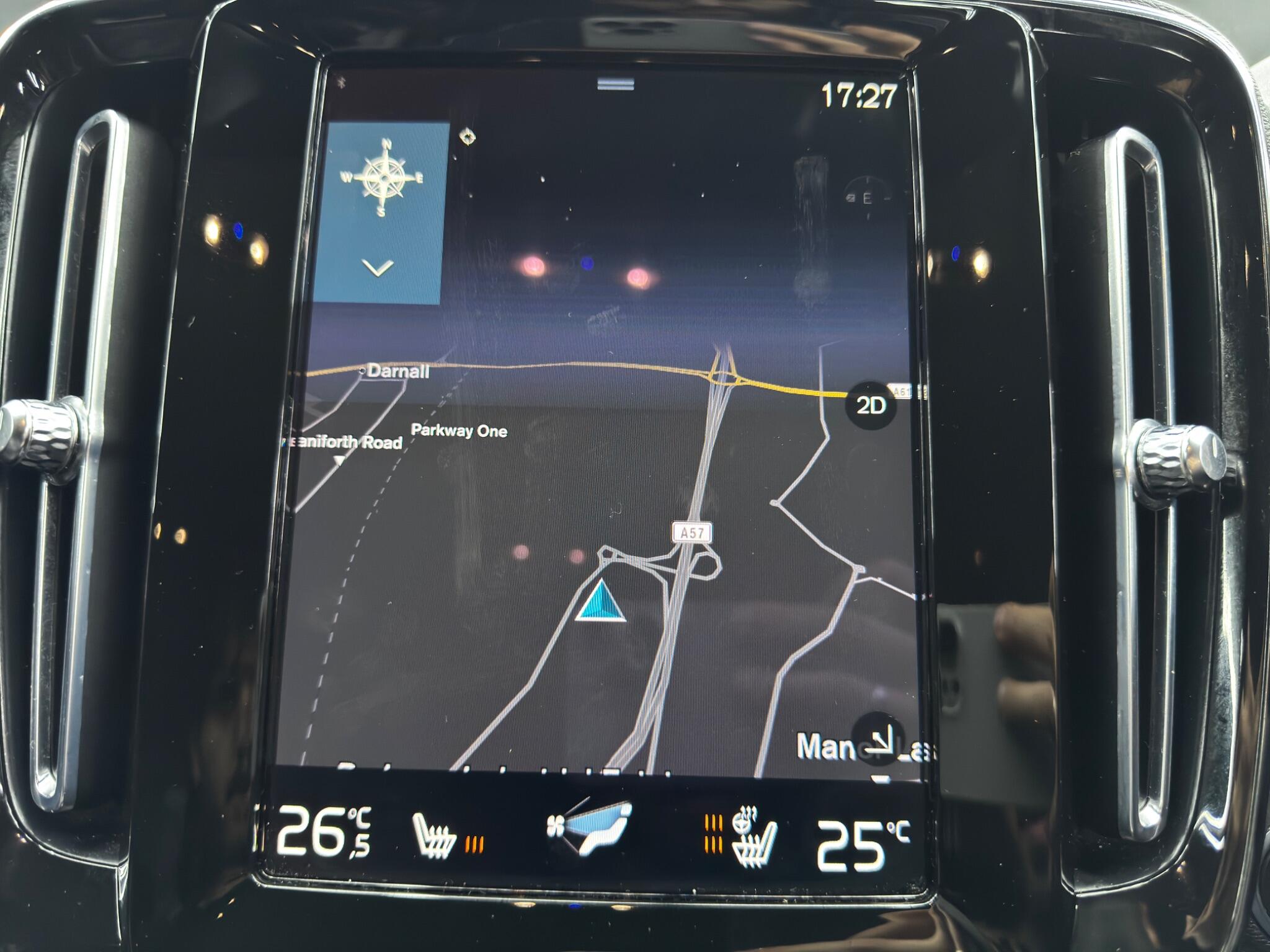 Volvo XC40 view 28