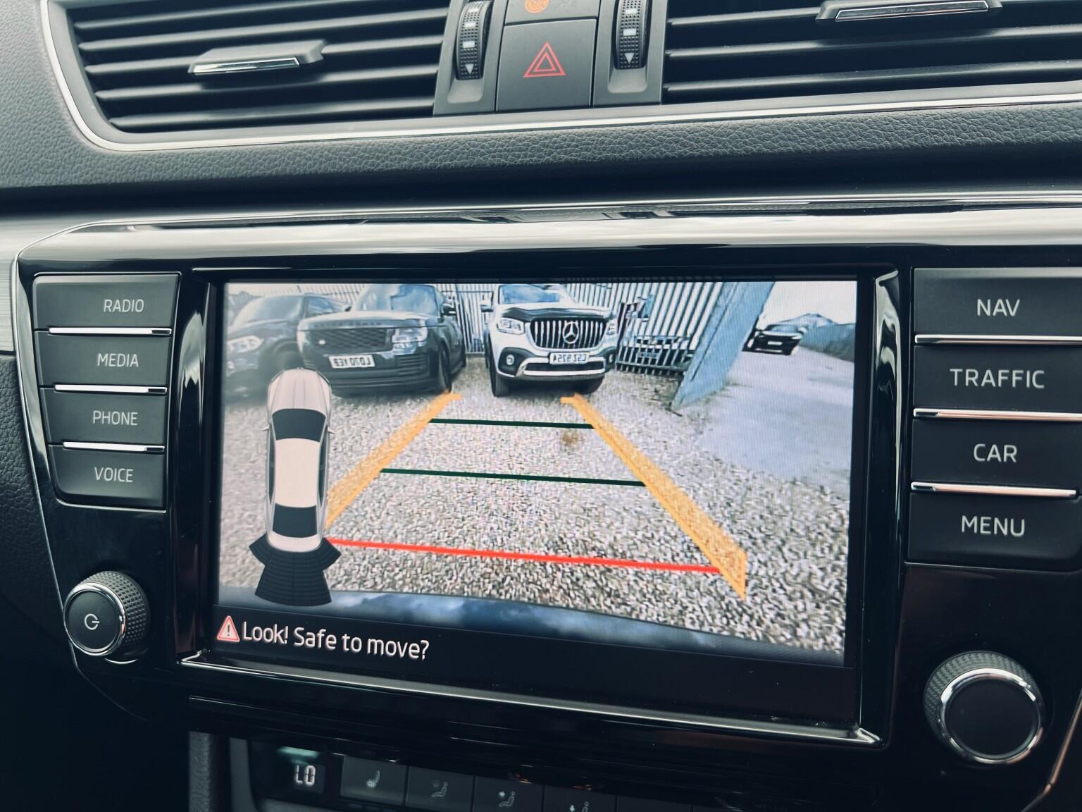 Skoda Superb view 17
