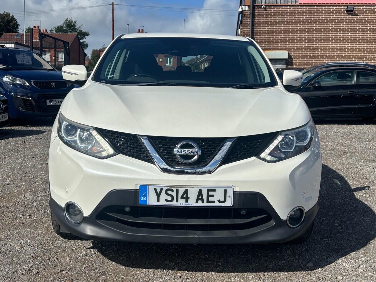 Nissan Qashqai view 2