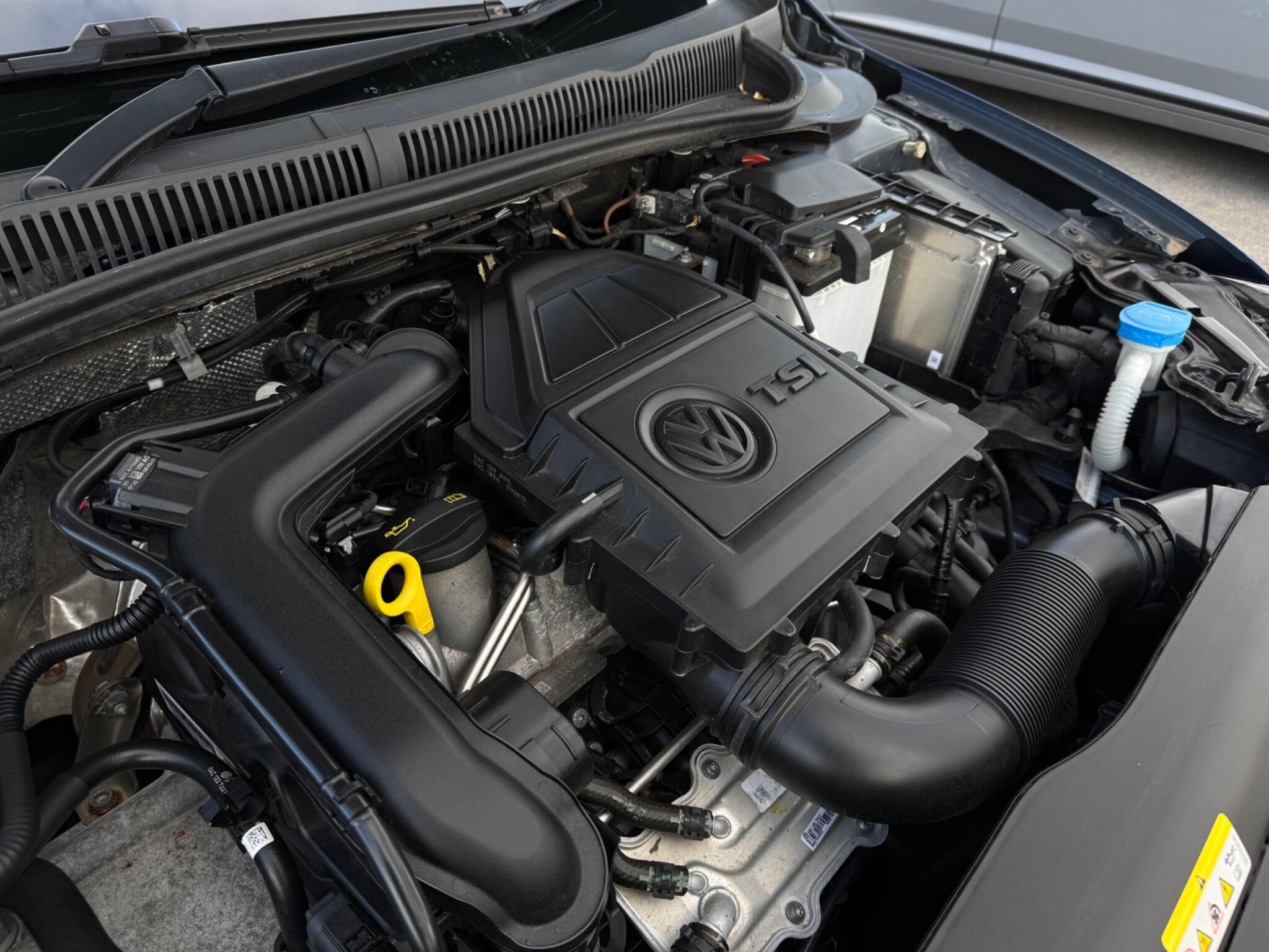 Volkswagen Polo view 51