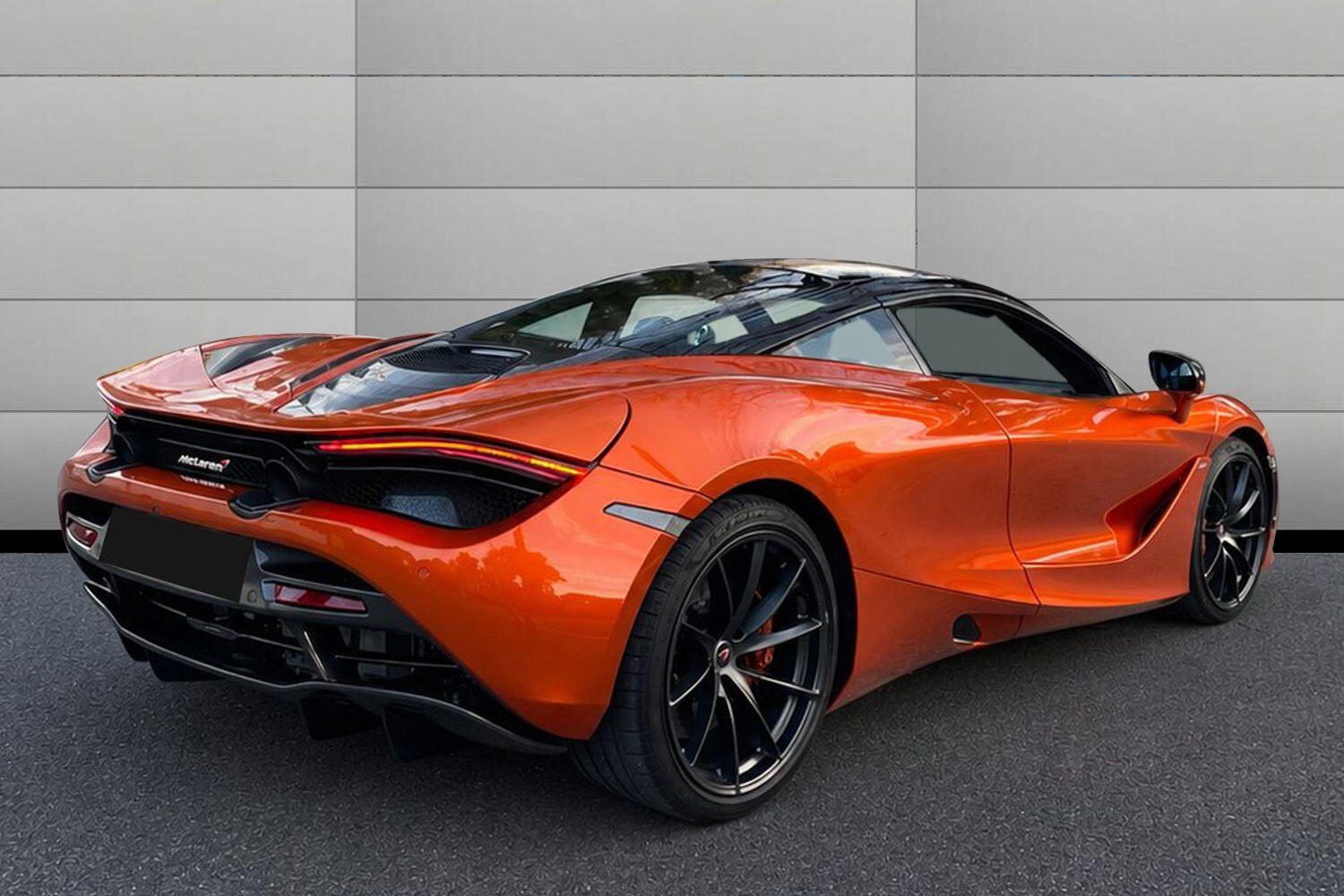 Mclaren 720s view 6
