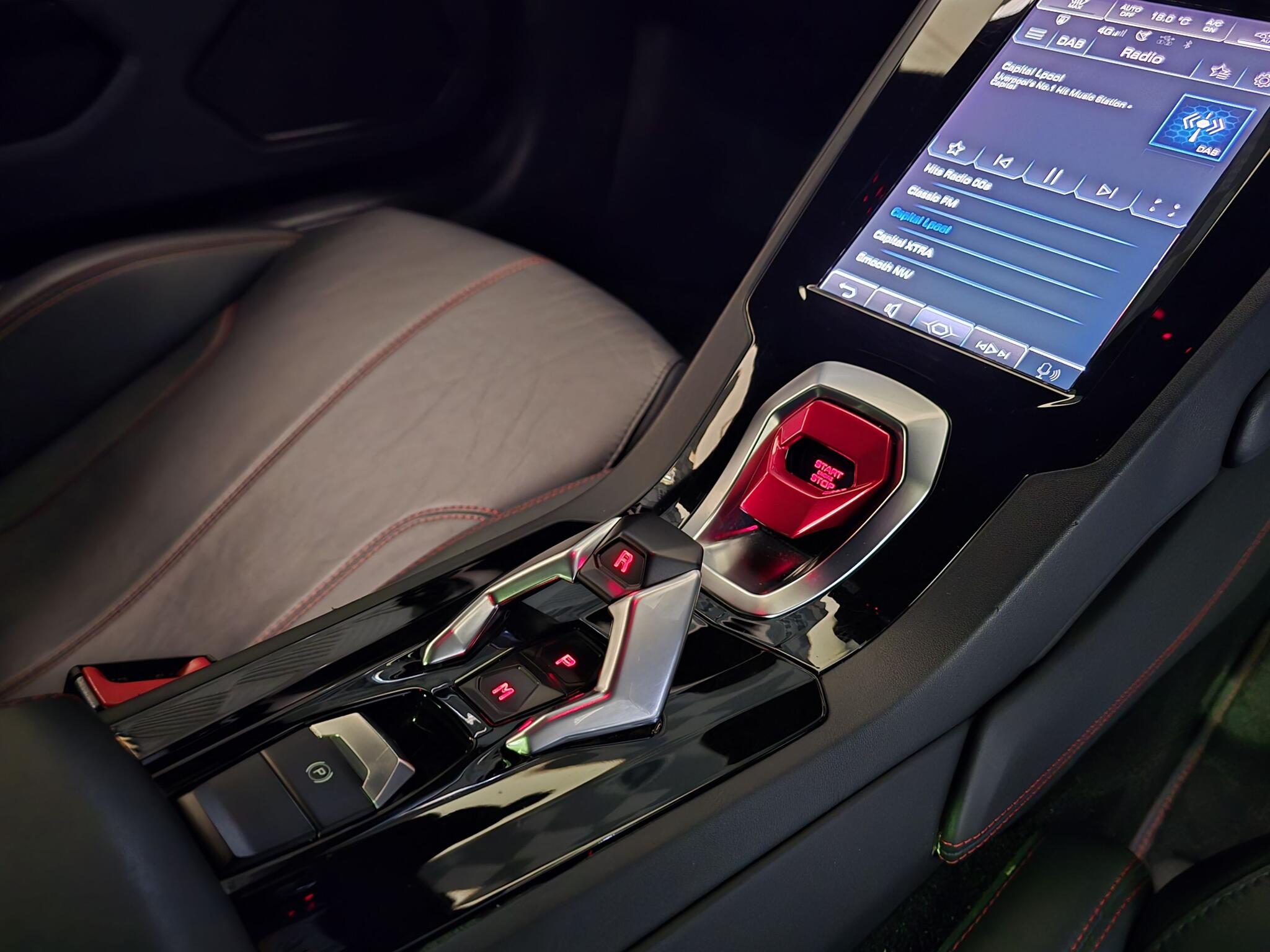 Lamborghini Huracan view 25