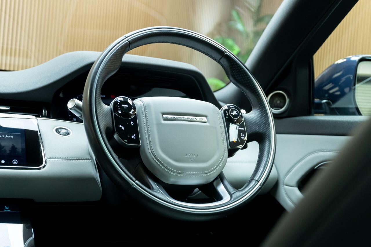 Land Rover Range Rover Evoque view 18