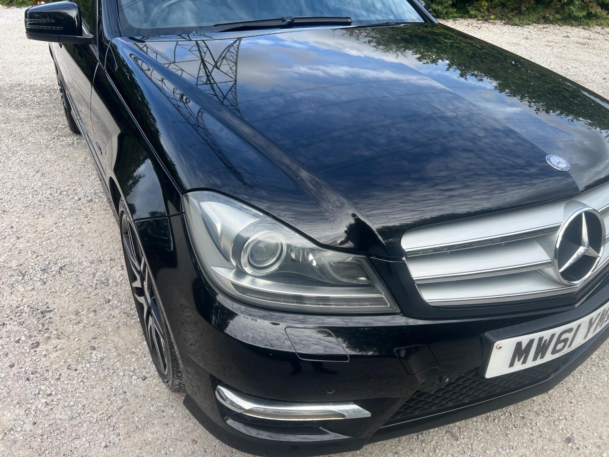 Mercedes-Benz C Class view 11