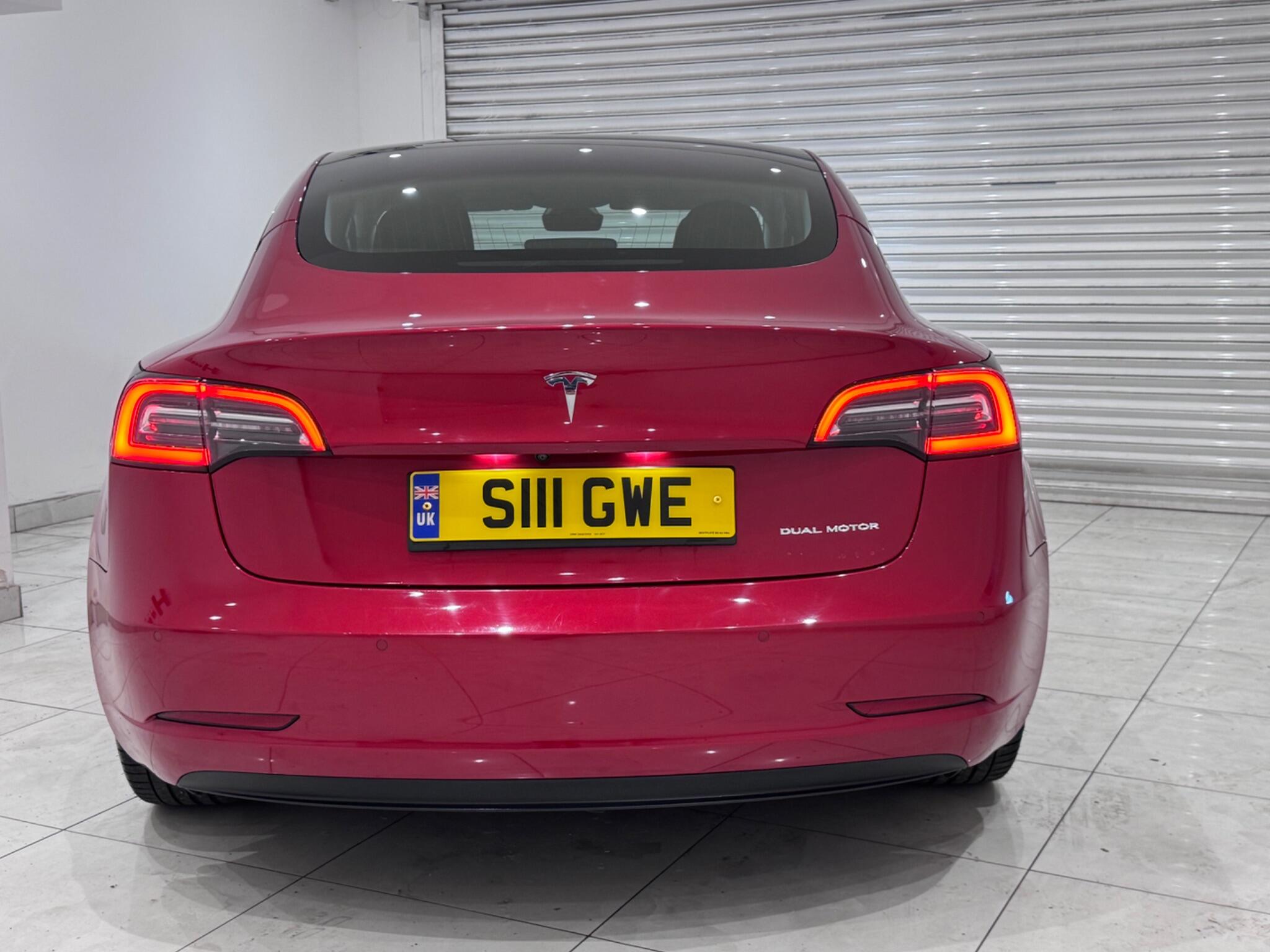 Tesla Model 3 view 7