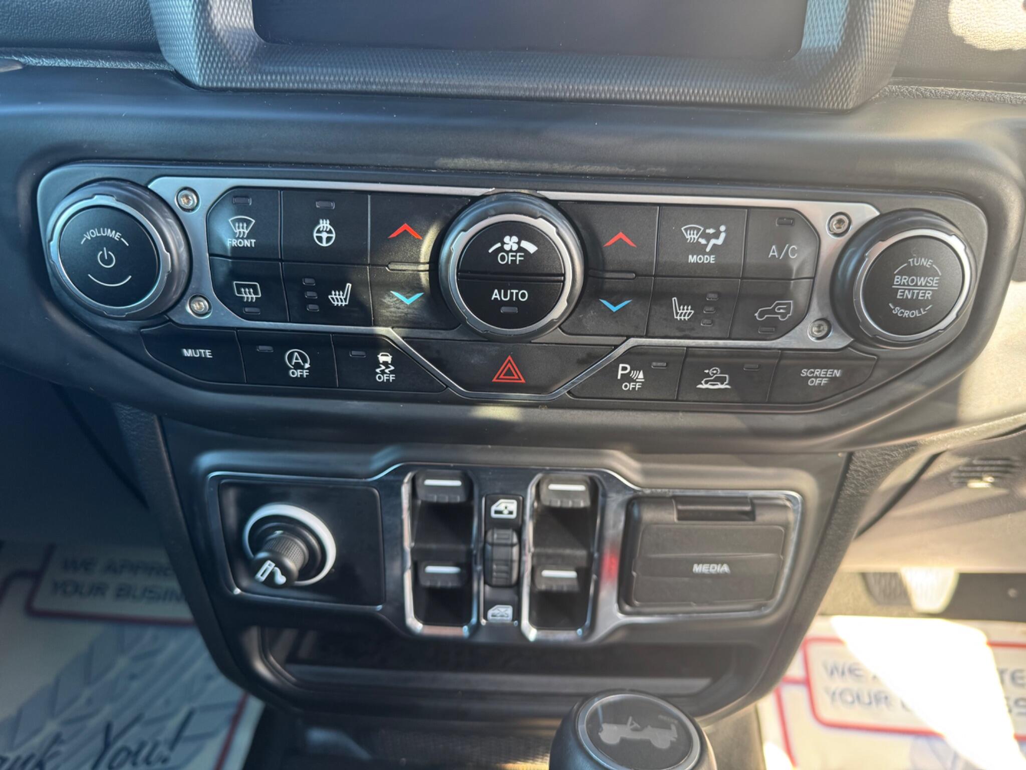 Jeep Wrangler view 14