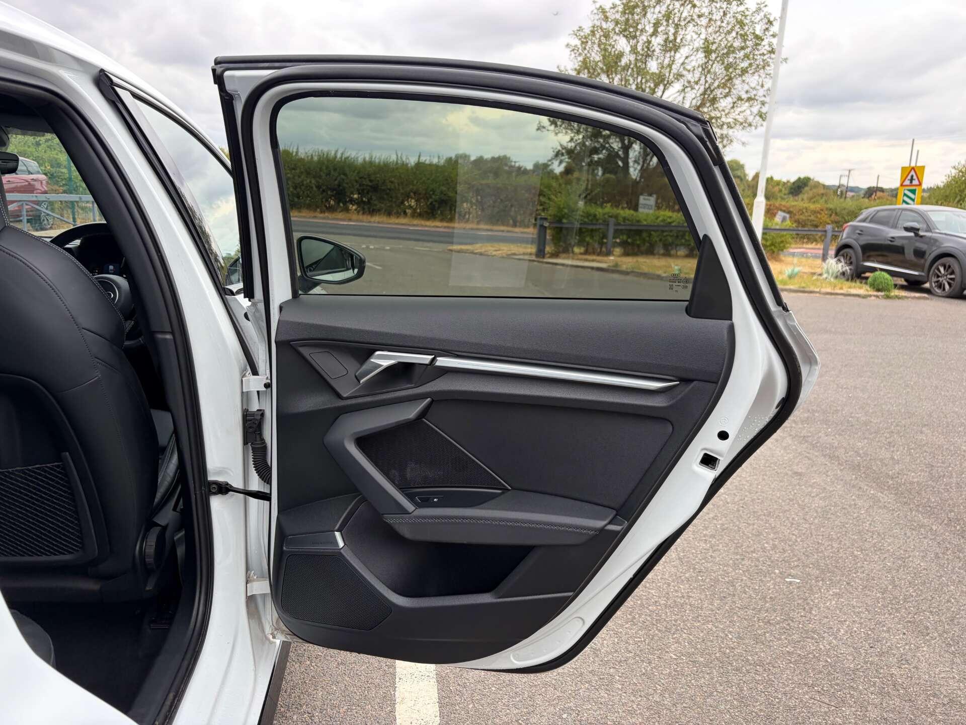 Audi S3 view 25