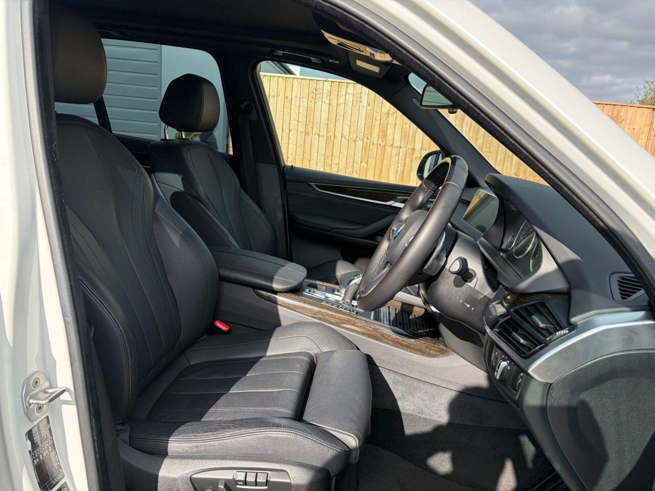 BMW X5 view 18
