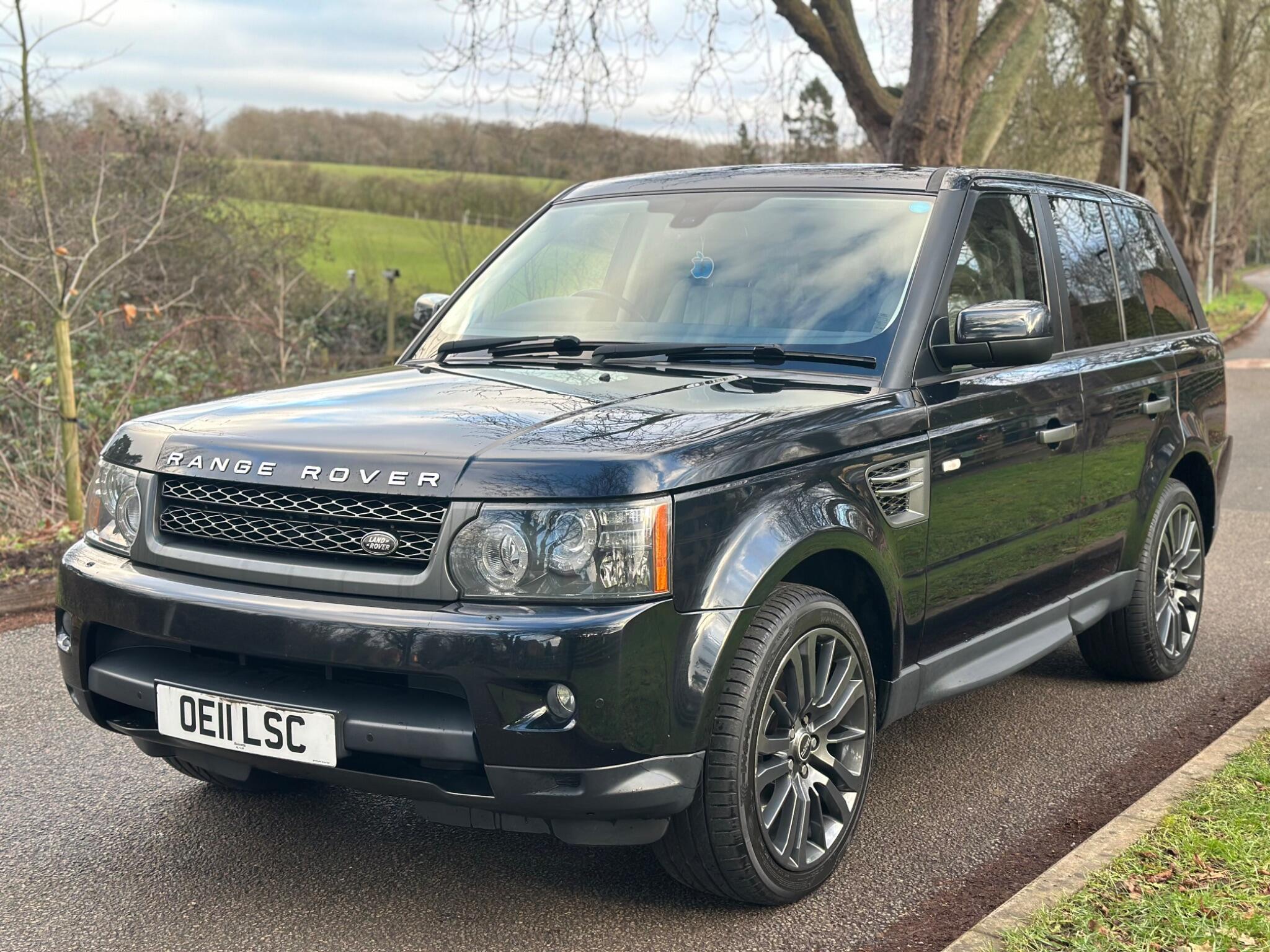 2011 Land Rover Range Rover Sport image 4