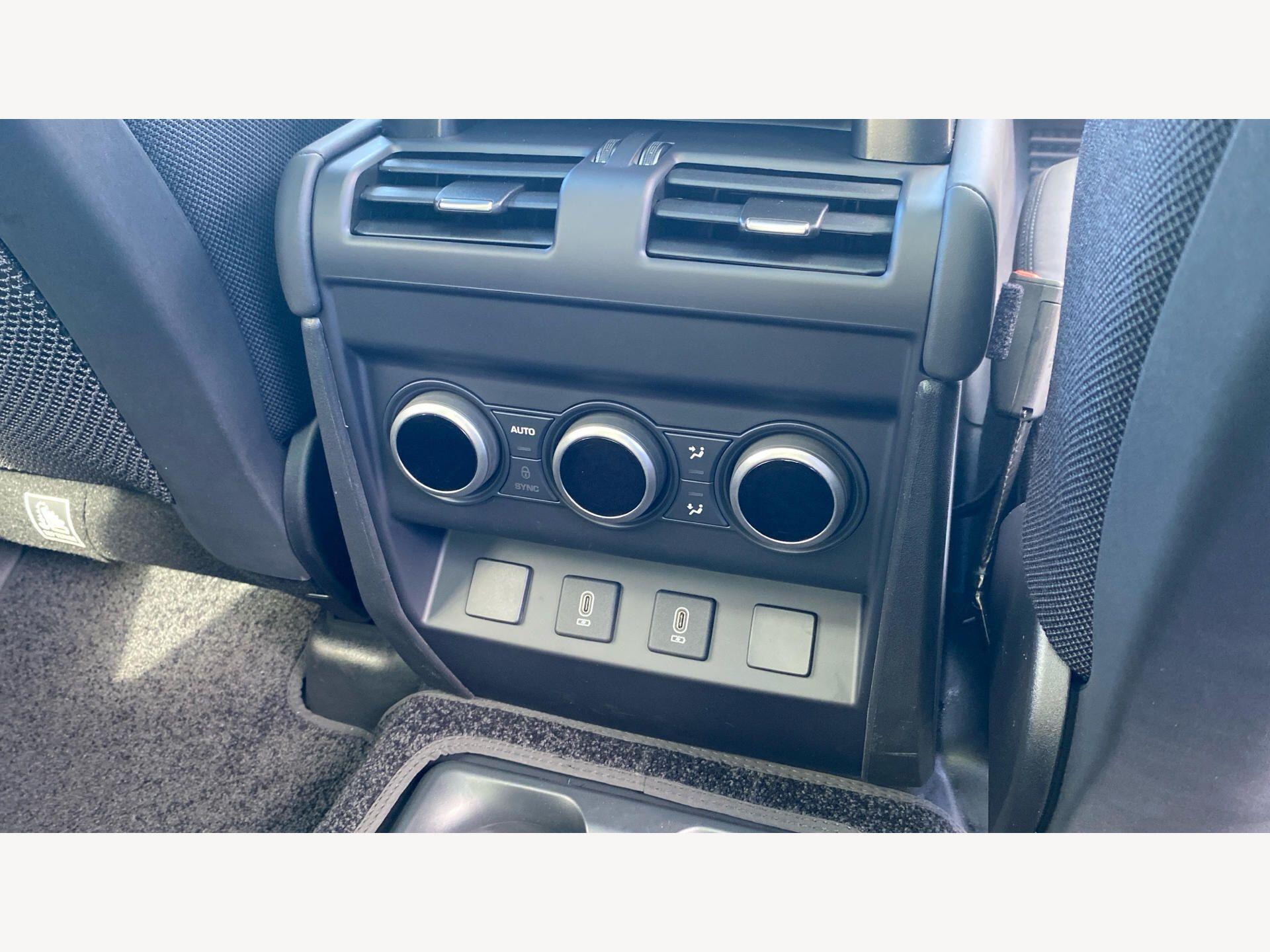 Land Rover Defender view 22