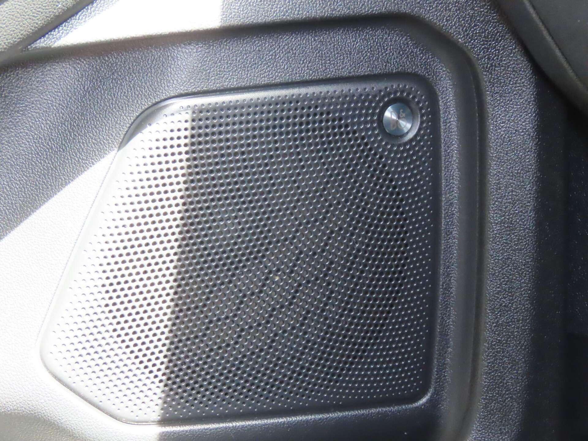 Ford Kuga view 11