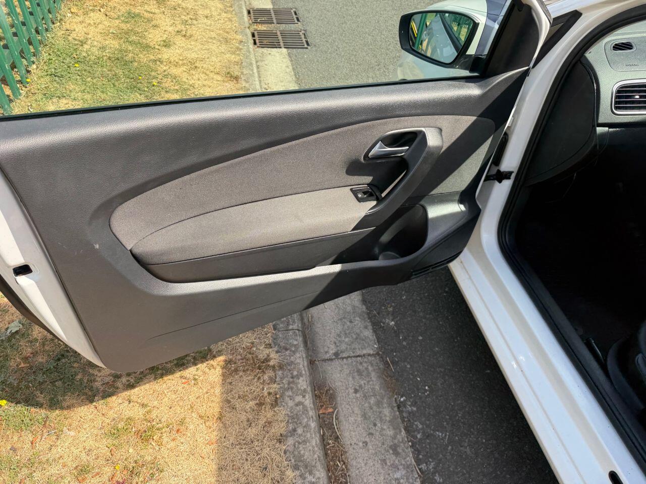 Volkswagen Polo view 33
