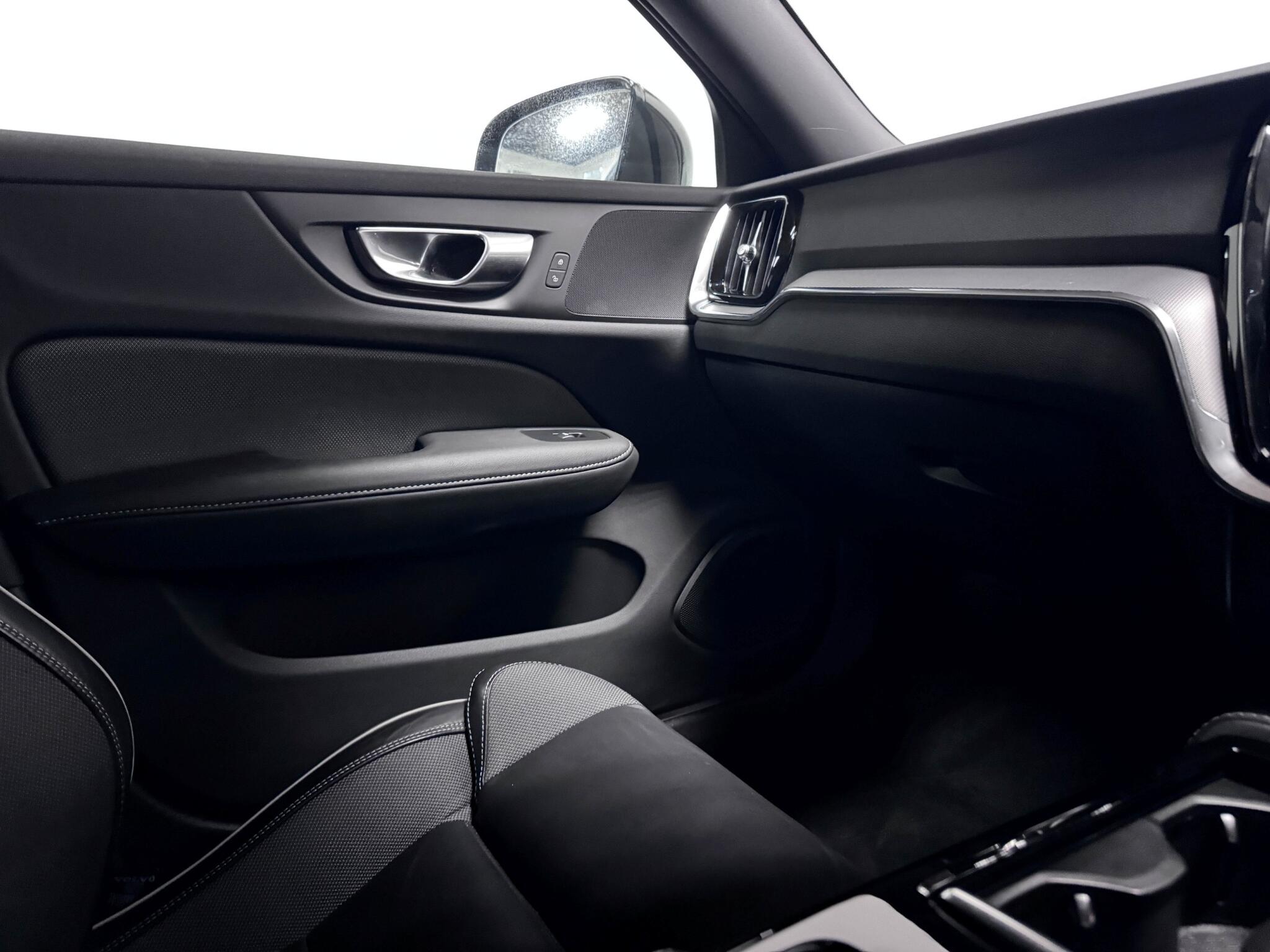 Volvo V60 view 36