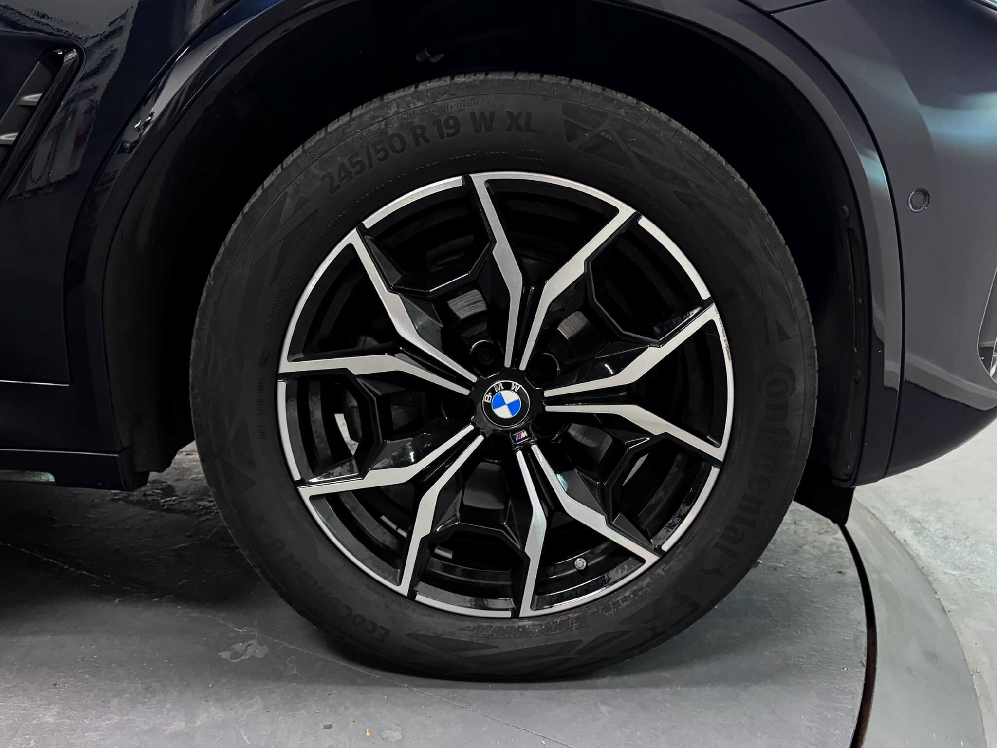 BMW X3 view 57