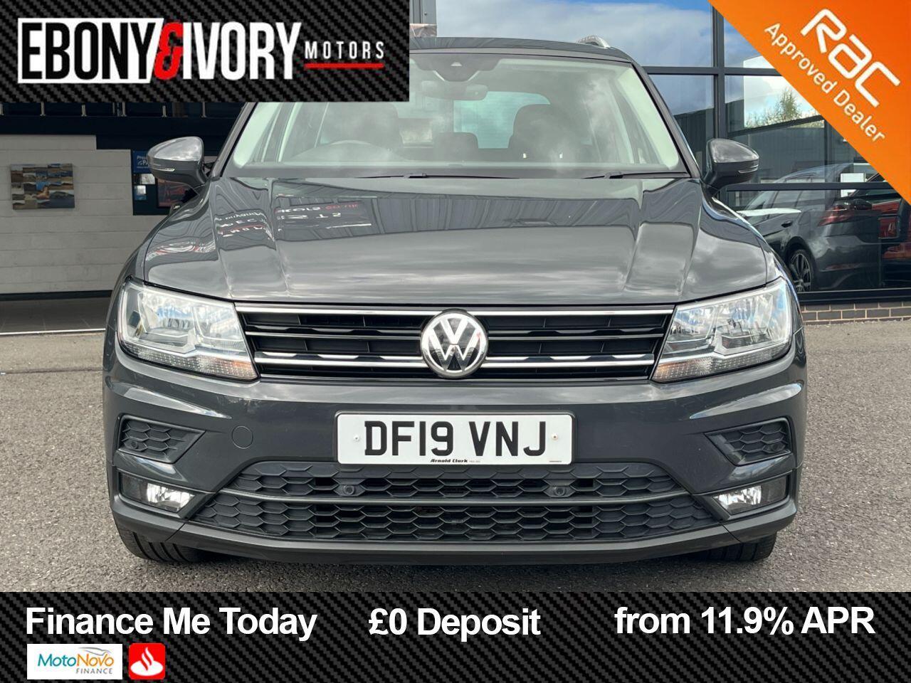 Volkswagen Tiguan view 8