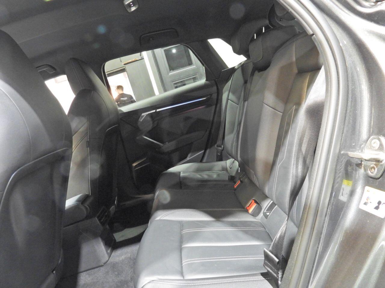 Audi A3 view 24
