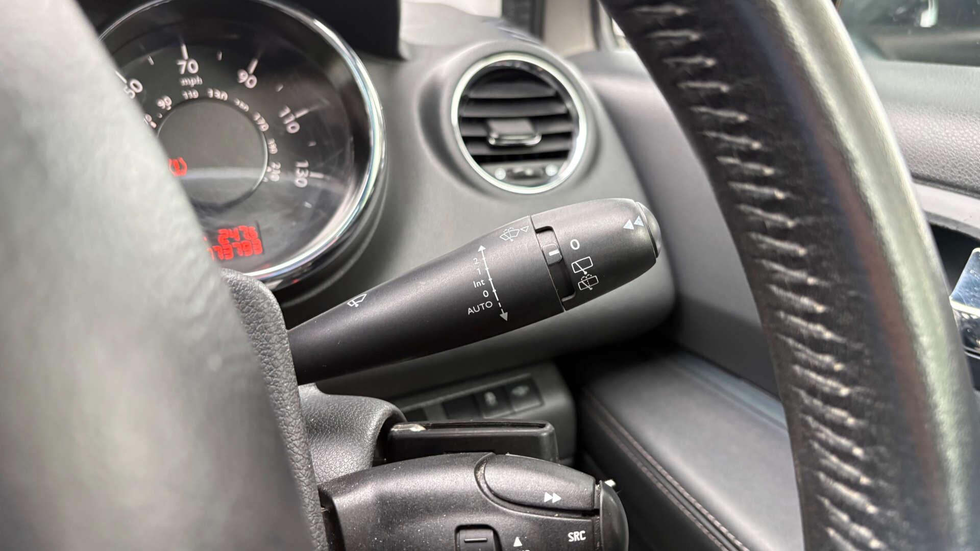 Peugeot 3008 view 21