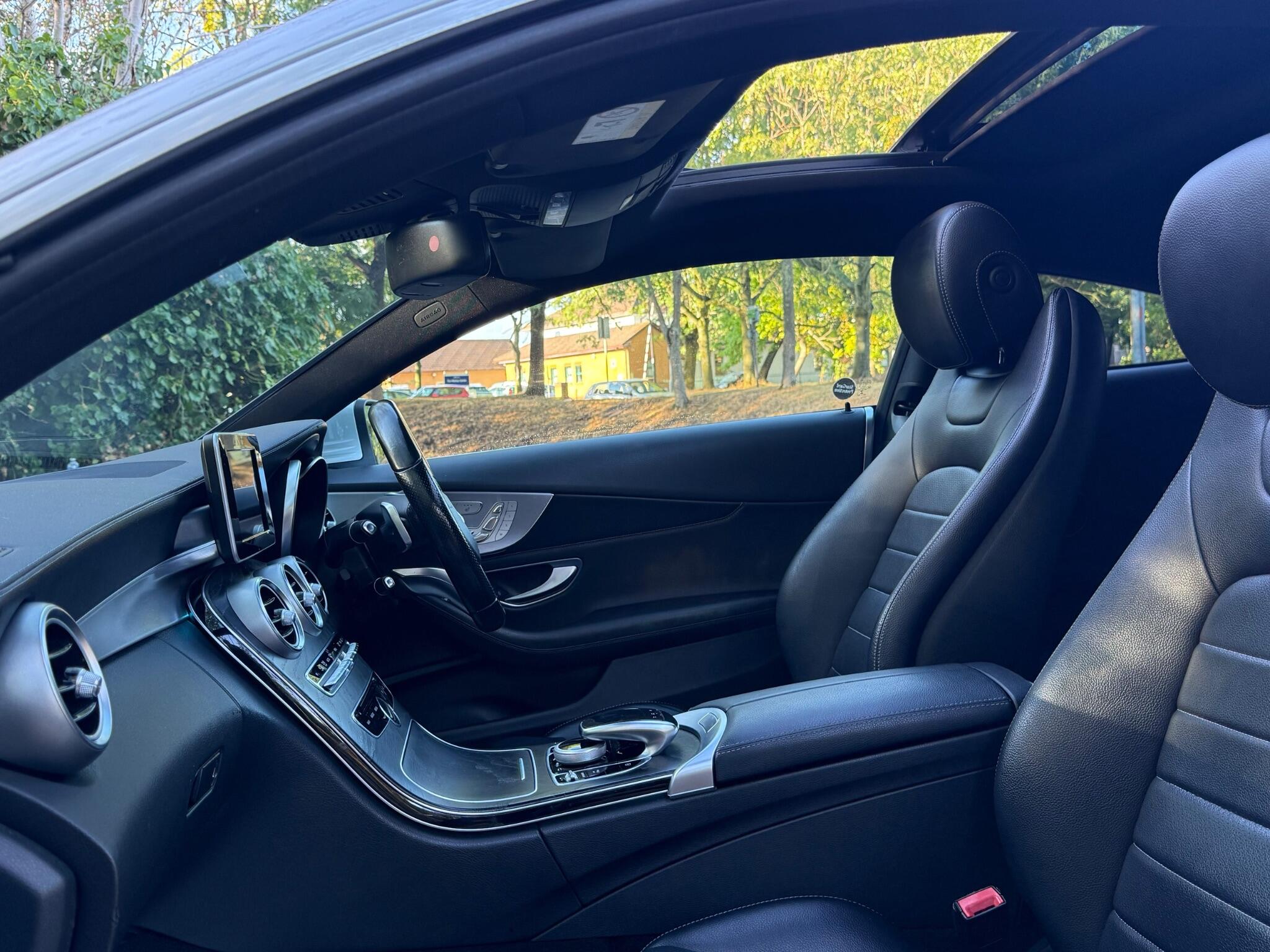 Mercedes-Benz C-Class view 16