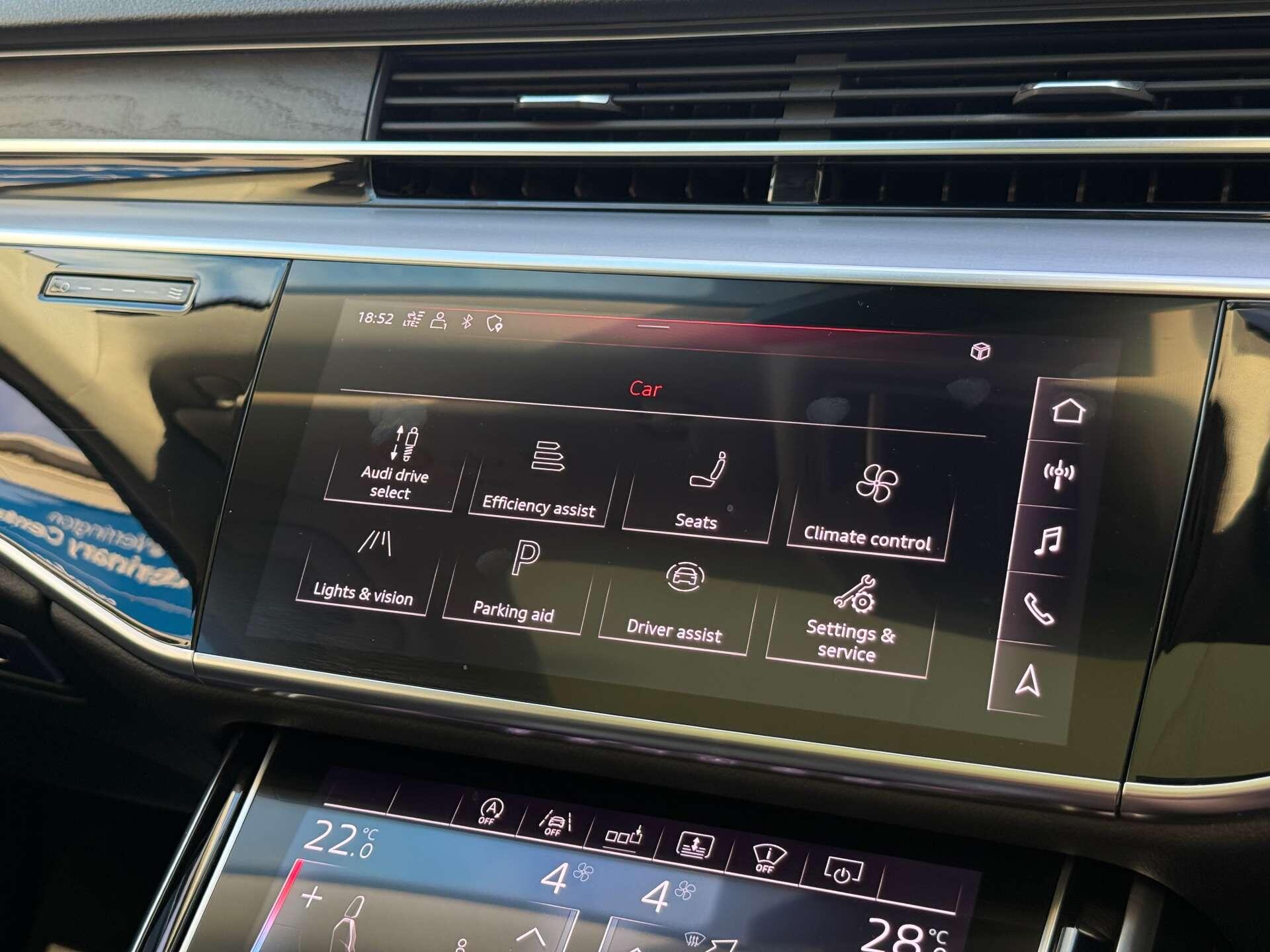 Audi A8 view 67