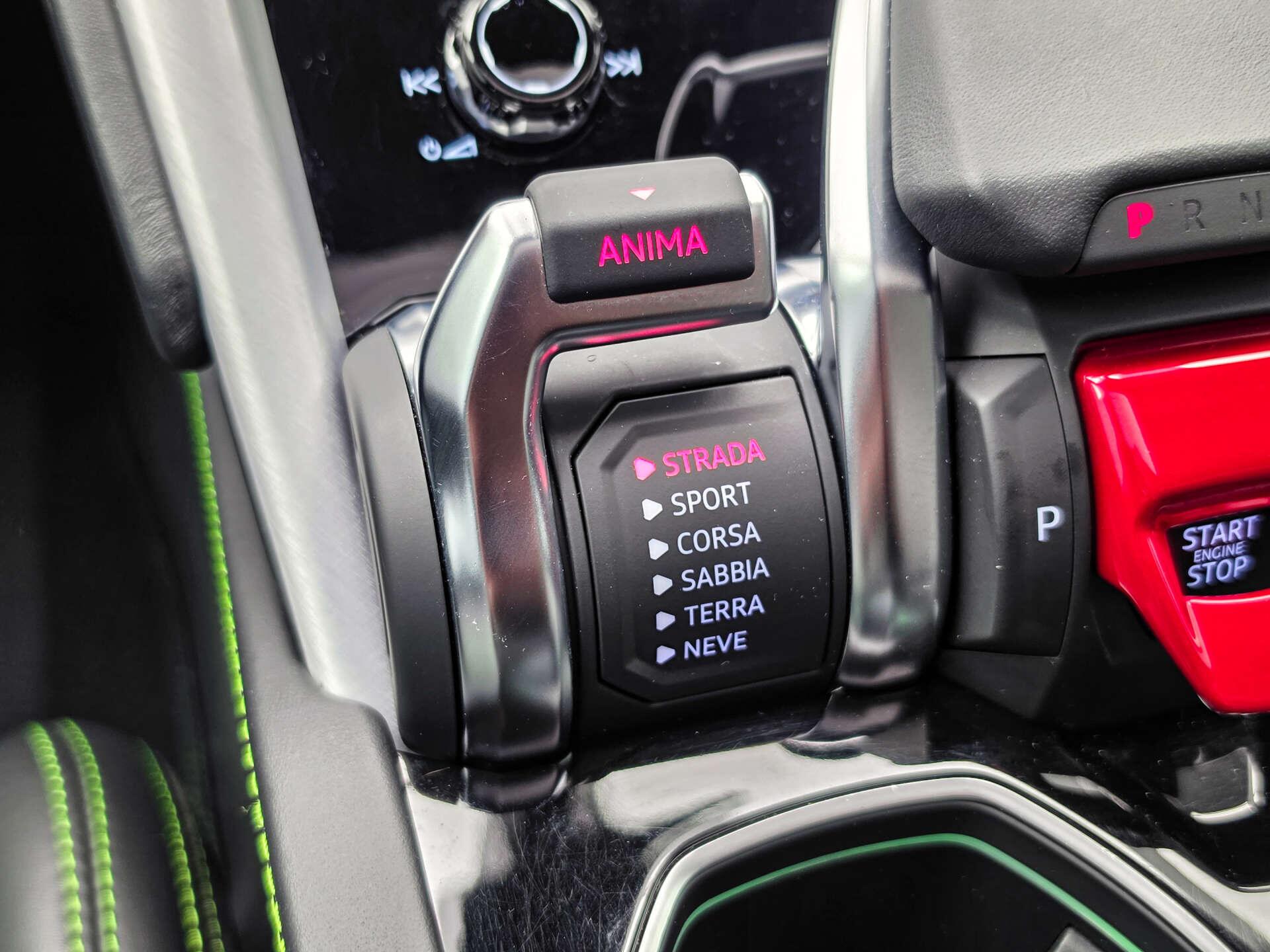 Lamborghini Urus view 48