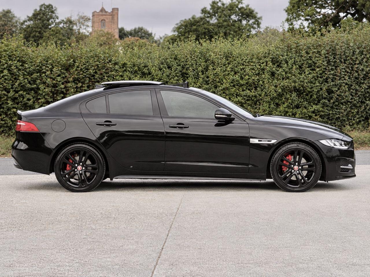 Jaguar Xe view 10