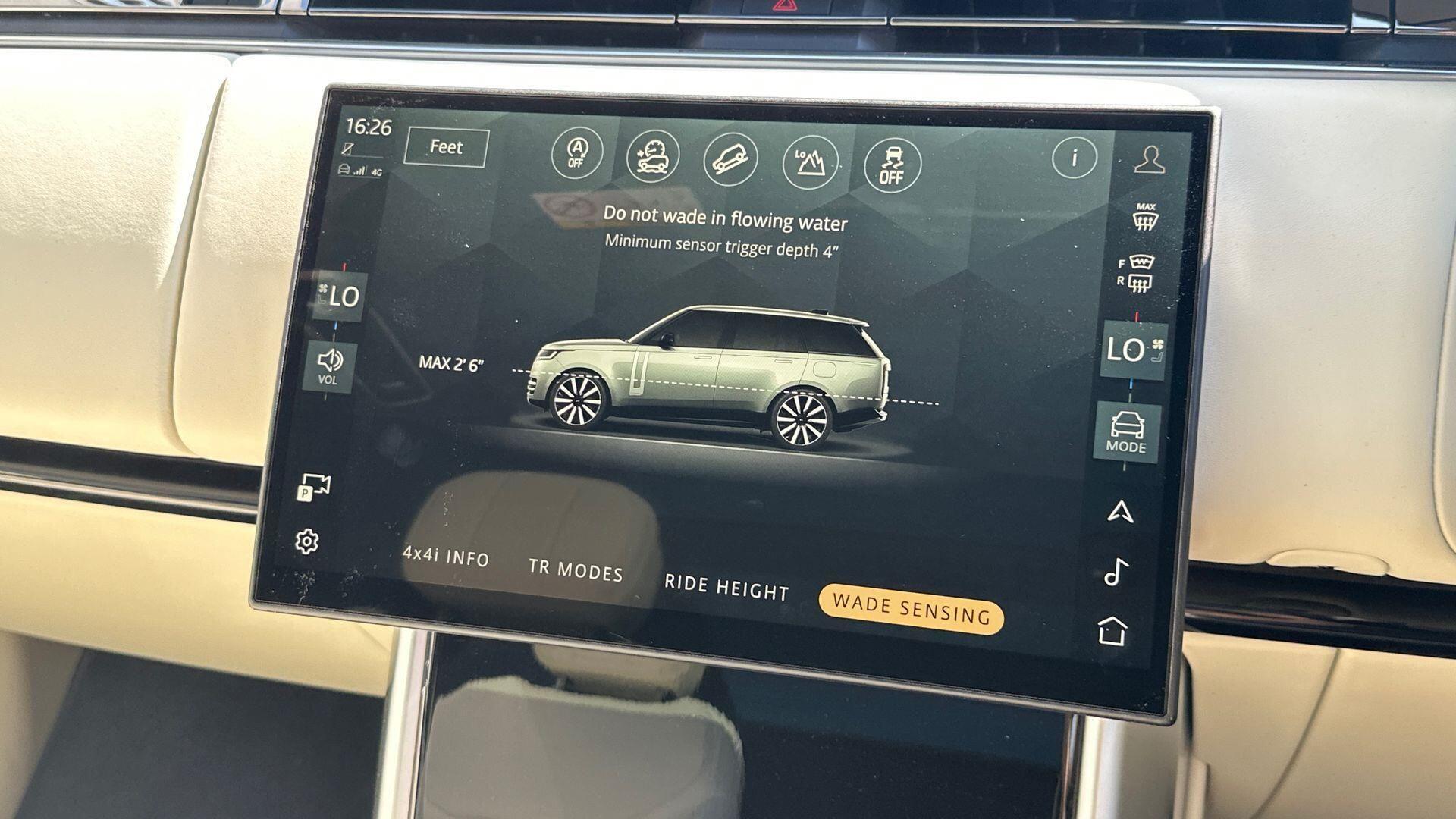 Land Rover Range Rover view 32