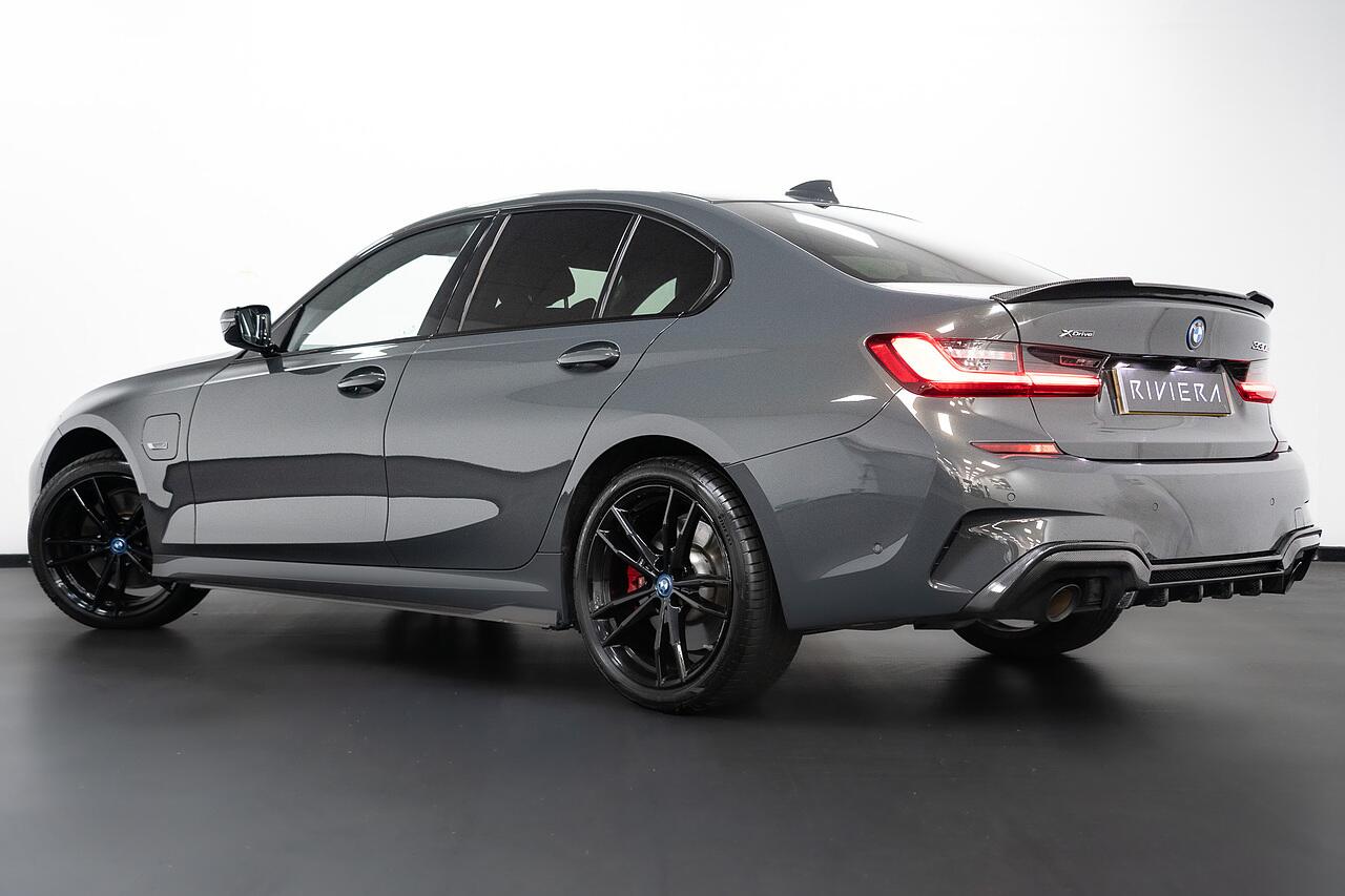 BMW 3 Series view 39