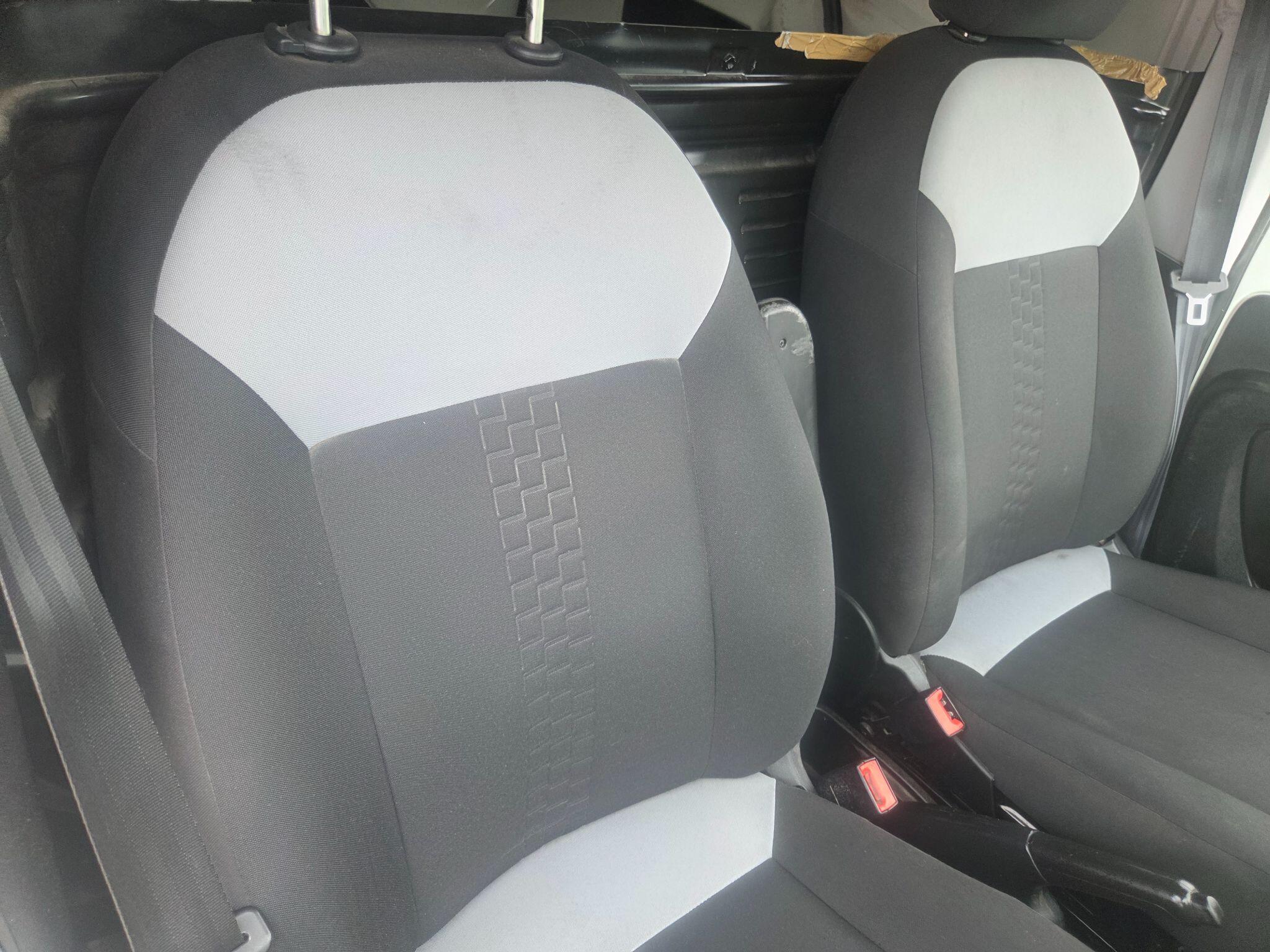 Fiat Fiorino view 10