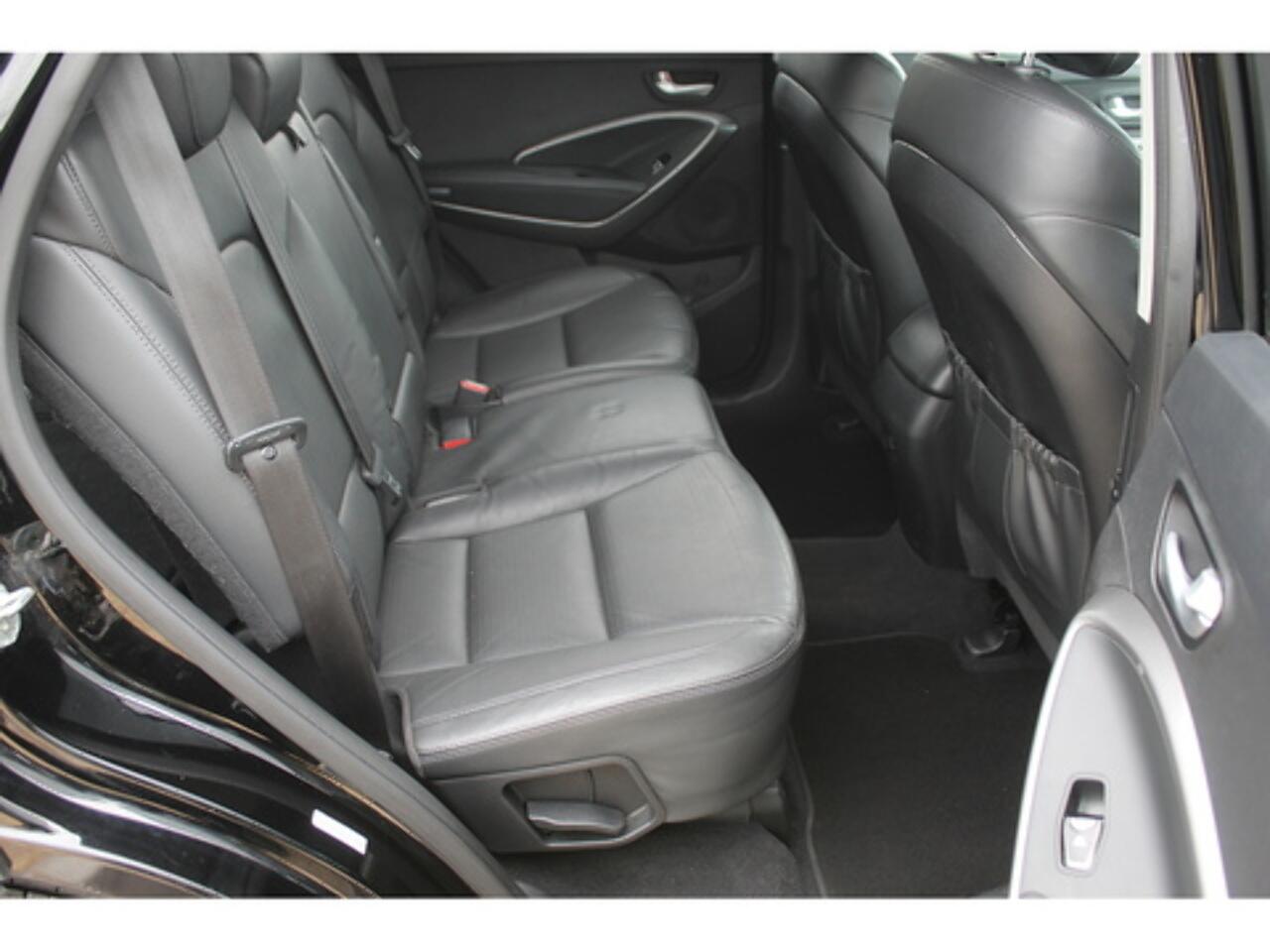 Hyundai Santa Fe view 18