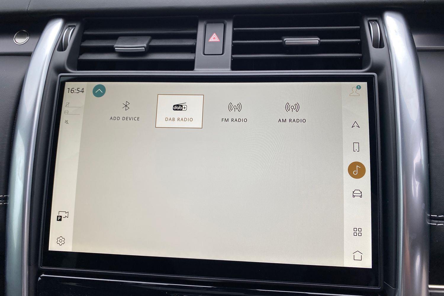 Land Rover Discovery view 35