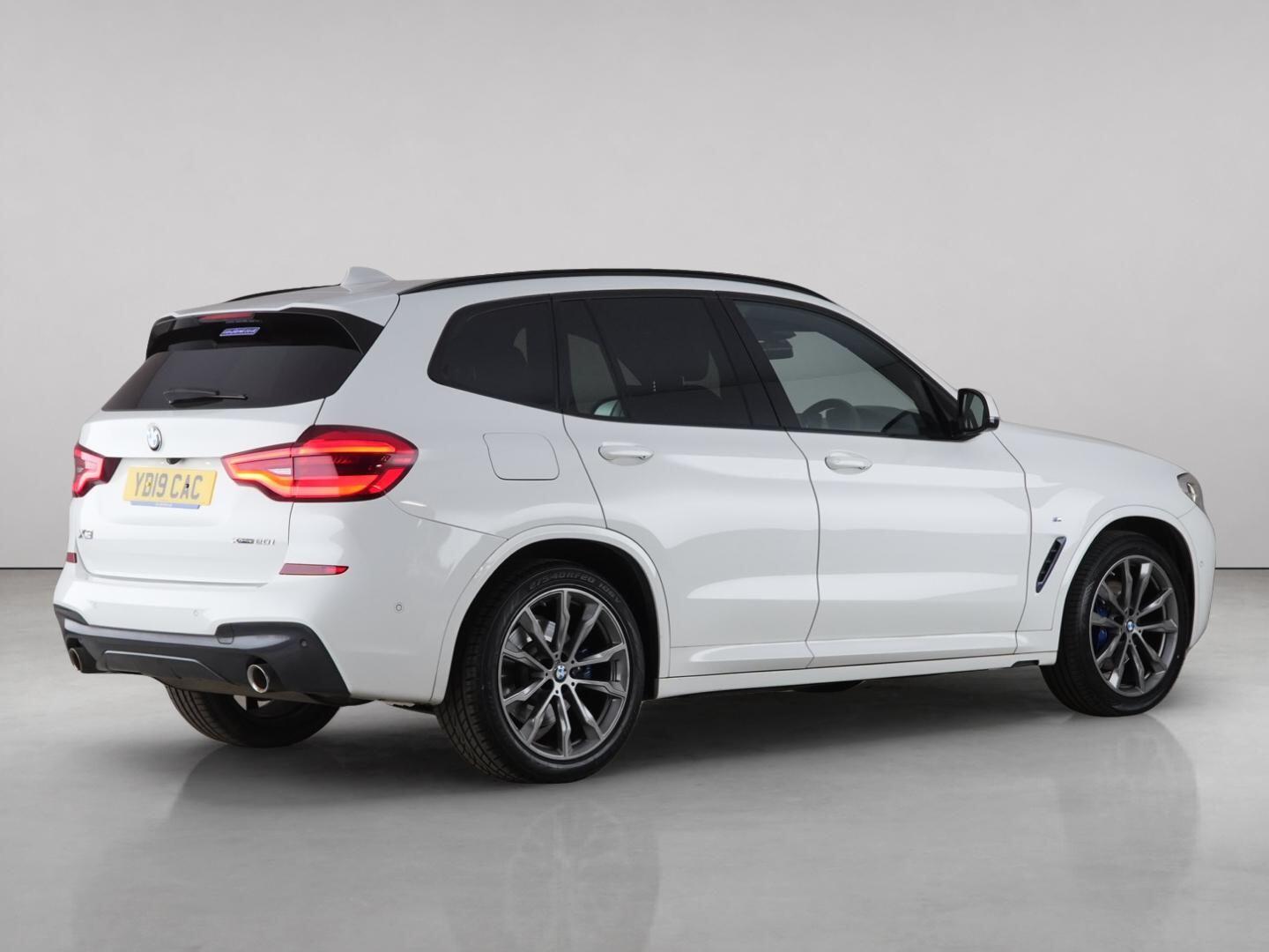 BMW X3 view 6