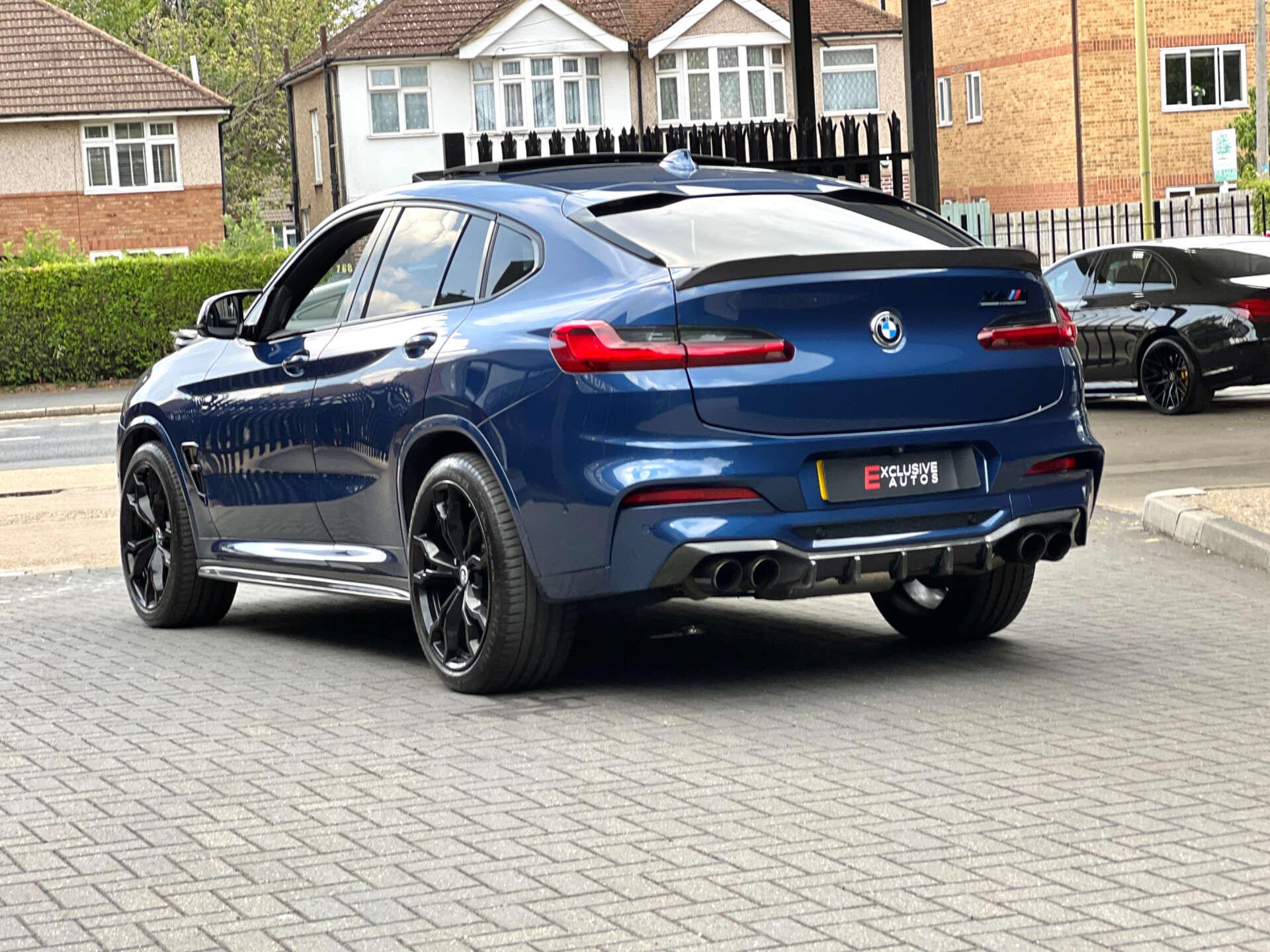 BMW X4 M view 44