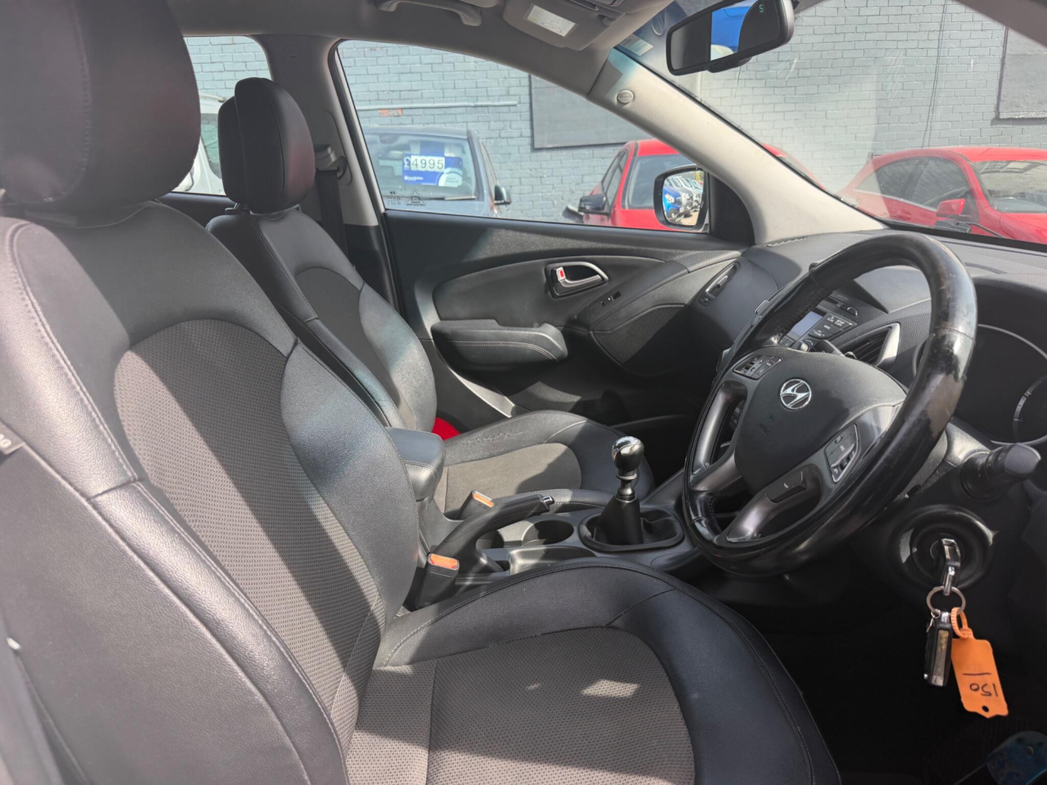 Hyundai ix35 view 10