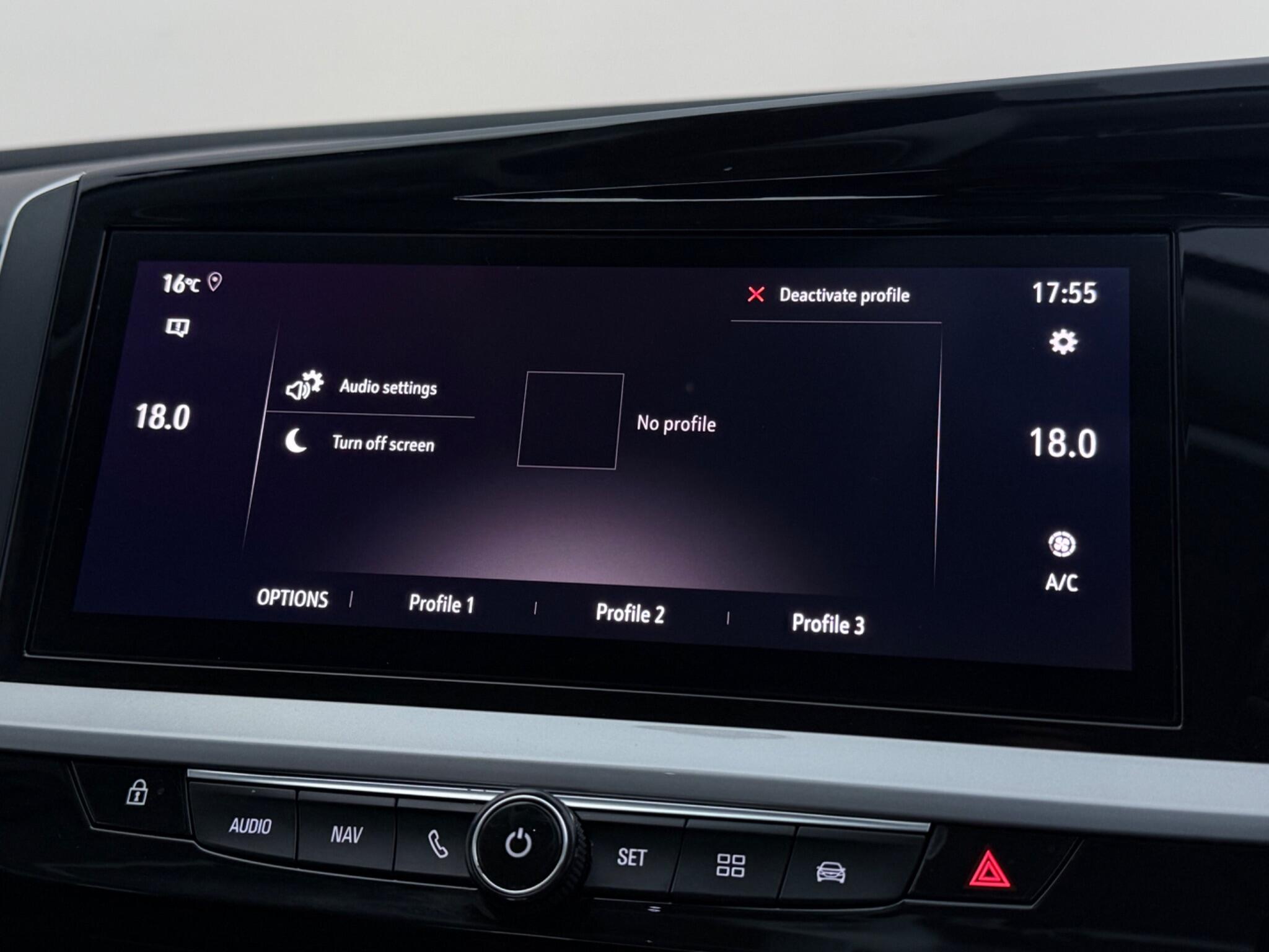 Vauxhall Grandland view 36