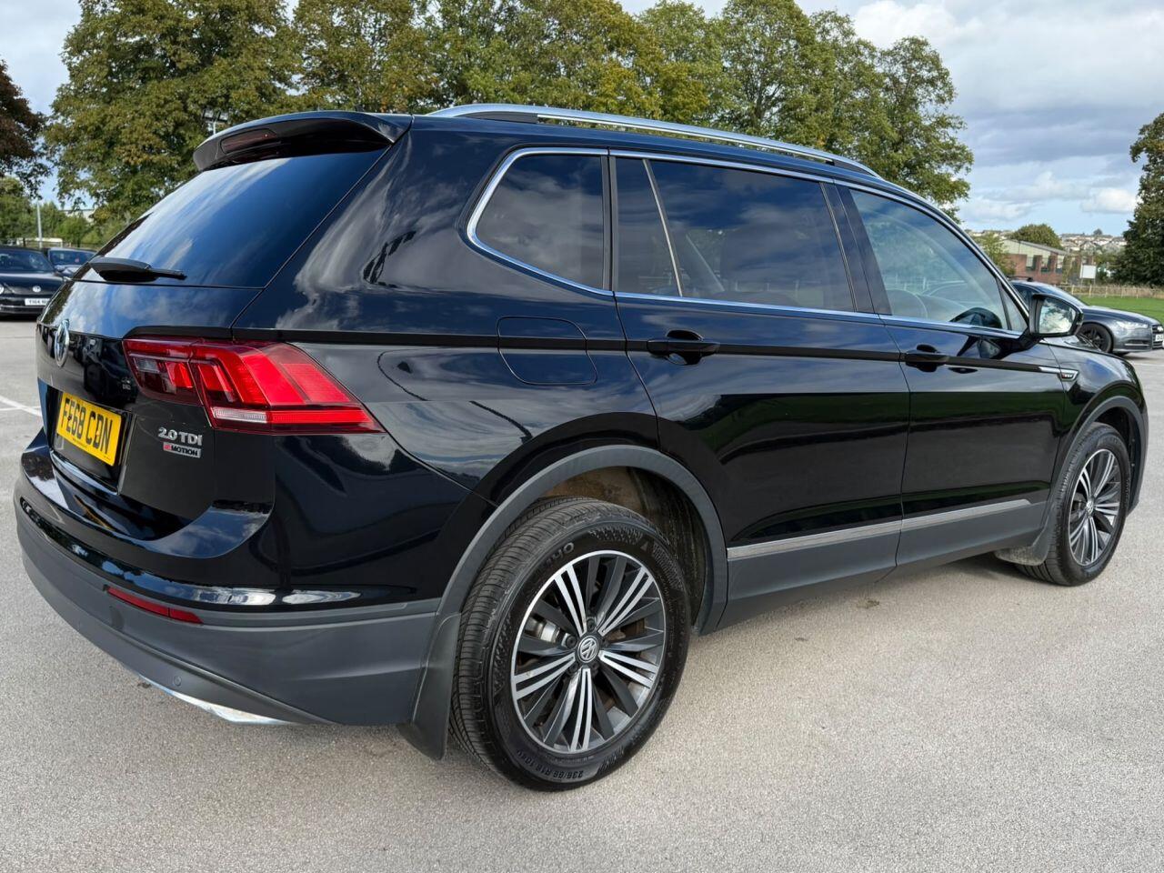 Volkswagen Tiguan Allspace view 23