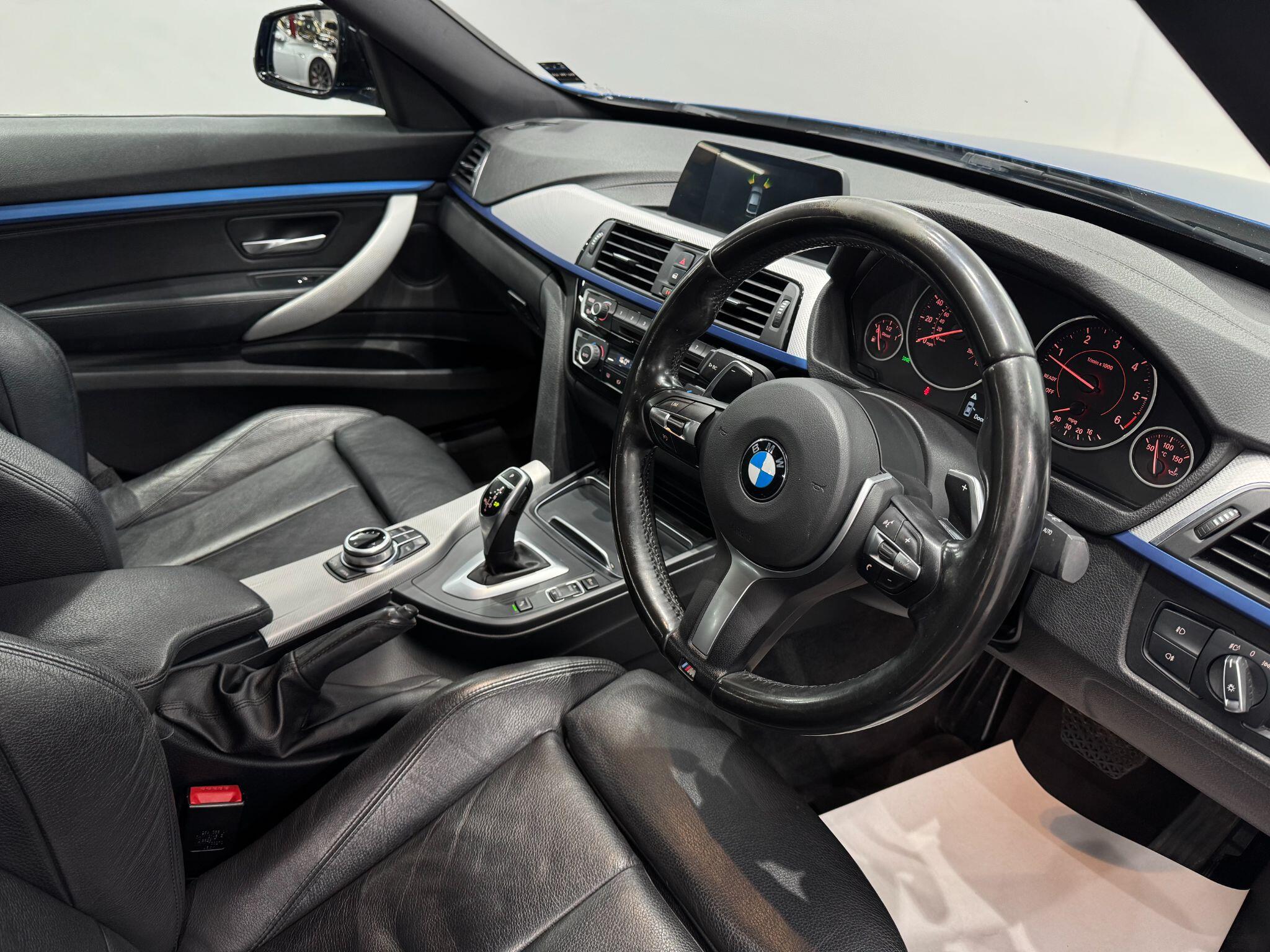 BMW 3 Series view 29