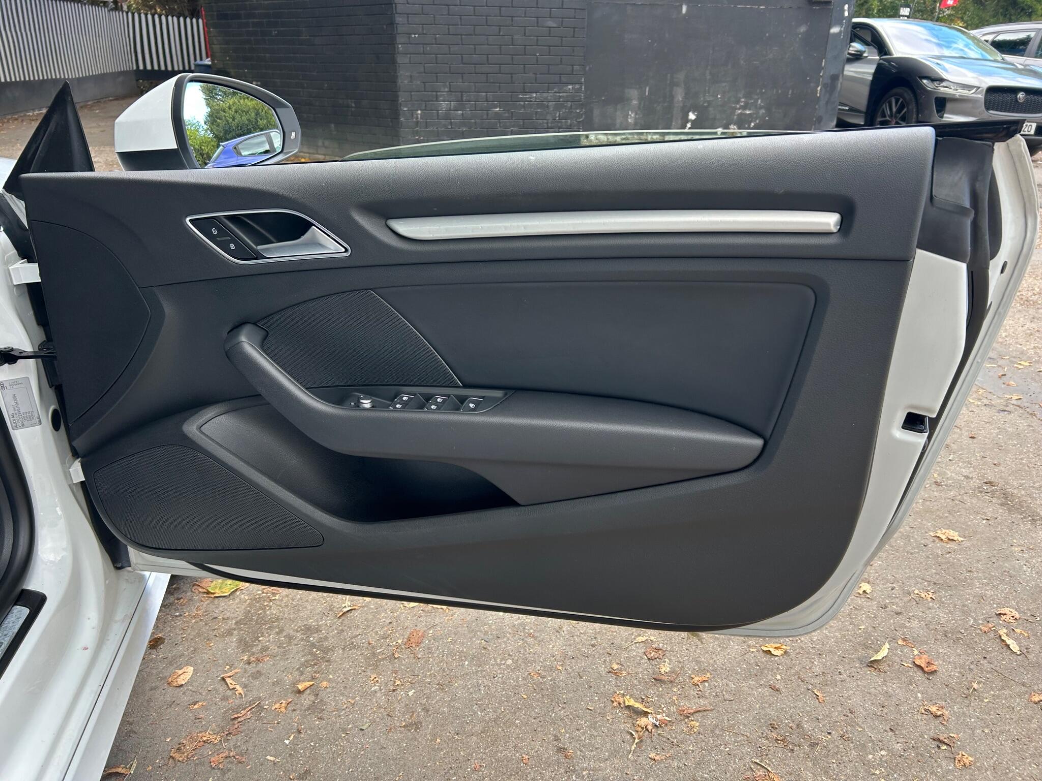 Audi A3 view 32